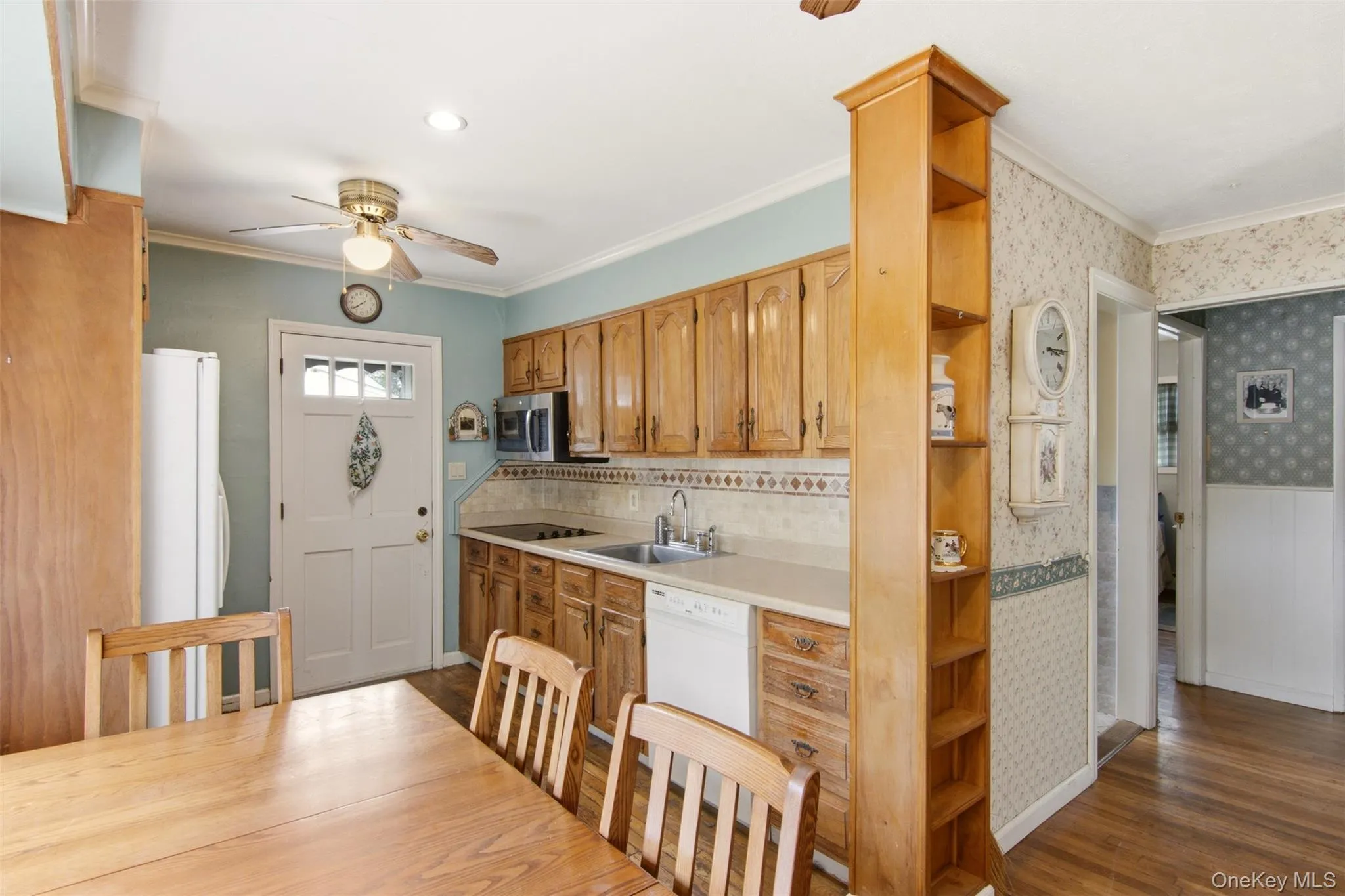 163 Islip Boulevard, Islip, NY, 3 Bedrooms Bedrooms, 6 Rooms Rooms,2 BathroomsBathrooms,Residential,For Rent,Islip,0,1015342 163 Islip Boulevard, Islip, NY, 3 Bedrooms Bedrooms, 6 Rooms Rooms,2 BathroomsBathrooms,Residential,For Rent,Islip,0,1015342