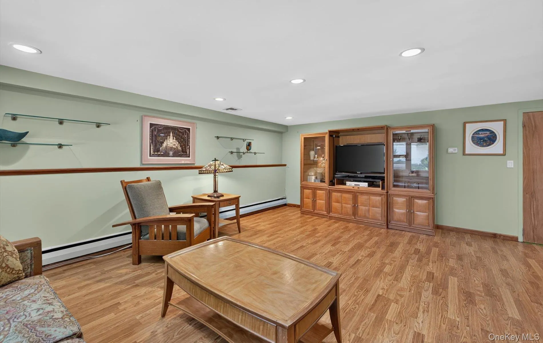 31 Irene Lane, Oyster Bay, NY, 3 Bedrooms Bedrooms, 7 Rooms Rooms,3 BathroomsBathrooms,Residential,For Rent,Irene,0,1015350 31 Irene Lane, Oyster Bay, NY, 3 Bedrooms Bedrooms, 7 Rooms Rooms,3 BathroomsBathrooms,Residential,For Rent,Irene,0,1015350