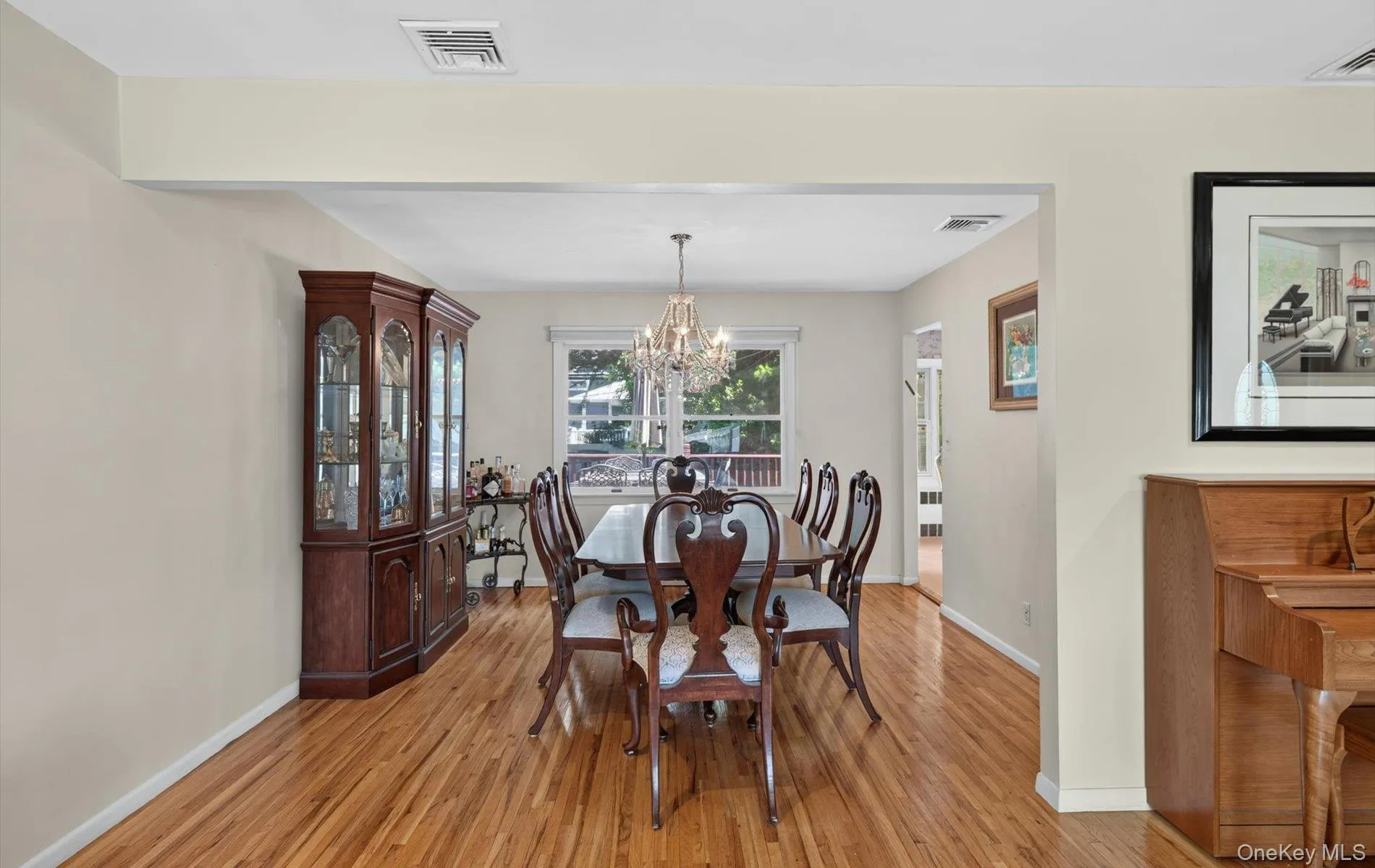 31 Irene Lane, Oyster Bay, NY, 3 Bedrooms Bedrooms, 7 Rooms Rooms,3 BathroomsBathrooms,Residential,For Rent,Irene,0,1015350 31 Irene Lane, Oyster Bay, NY, 3 Bedrooms Bedrooms, 7 Rooms Rooms,3 BathroomsBathrooms,Residential,For Rent,Irene,0,1015350