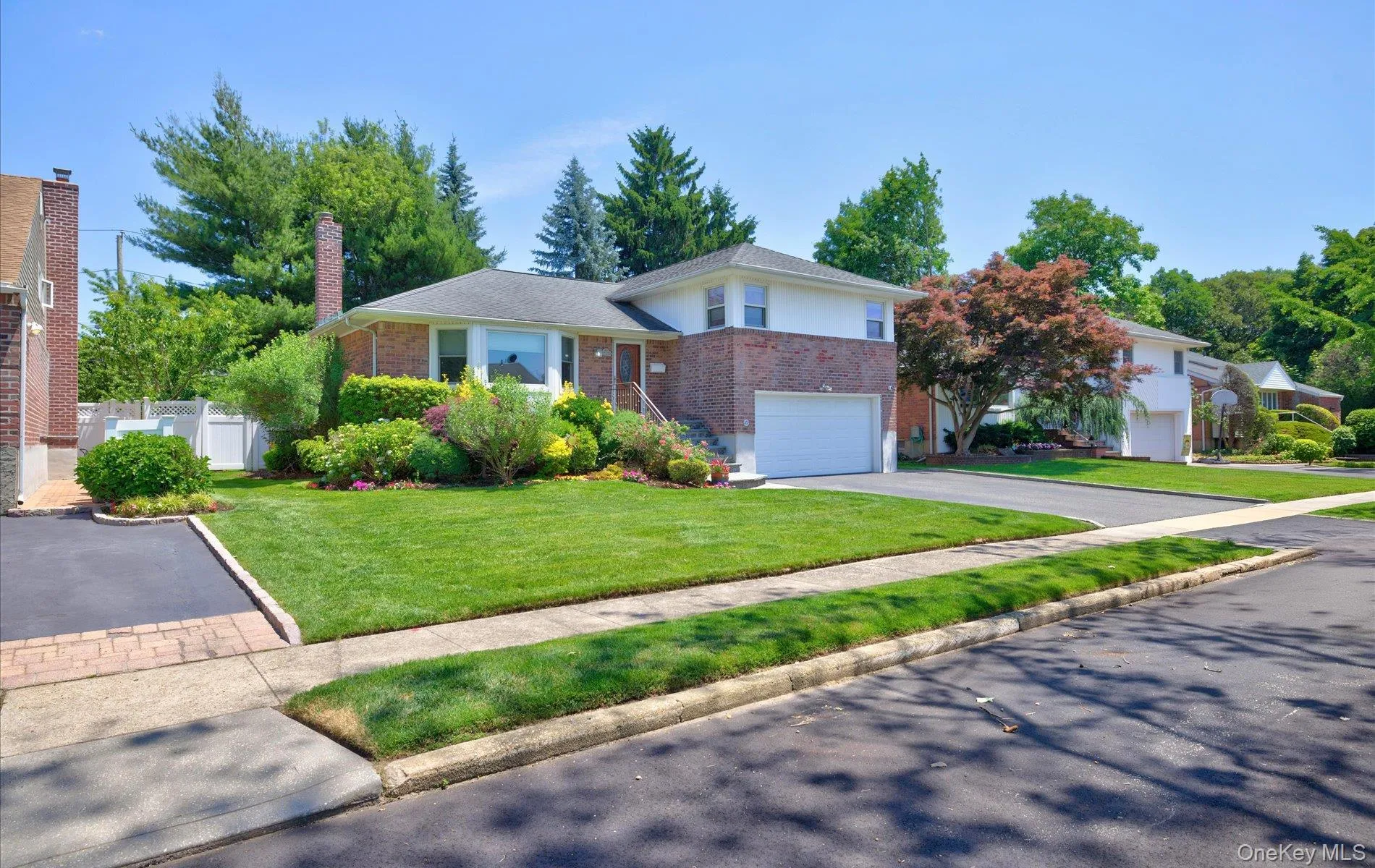 31 Irene Lane, Oyster Bay, NY, 3 Bedrooms Bedrooms, 7 Rooms Rooms,3 BathroomsBathrooms,Residential,For Rent,Irene,0,1015350 31 Irene Lane, Oyster Bay, NY, 3 Bedrooms Bedrooms, 7 Rooms Rooms,3 BathroomsBathrooms,Residential,For Rent,Irene,0,1015350