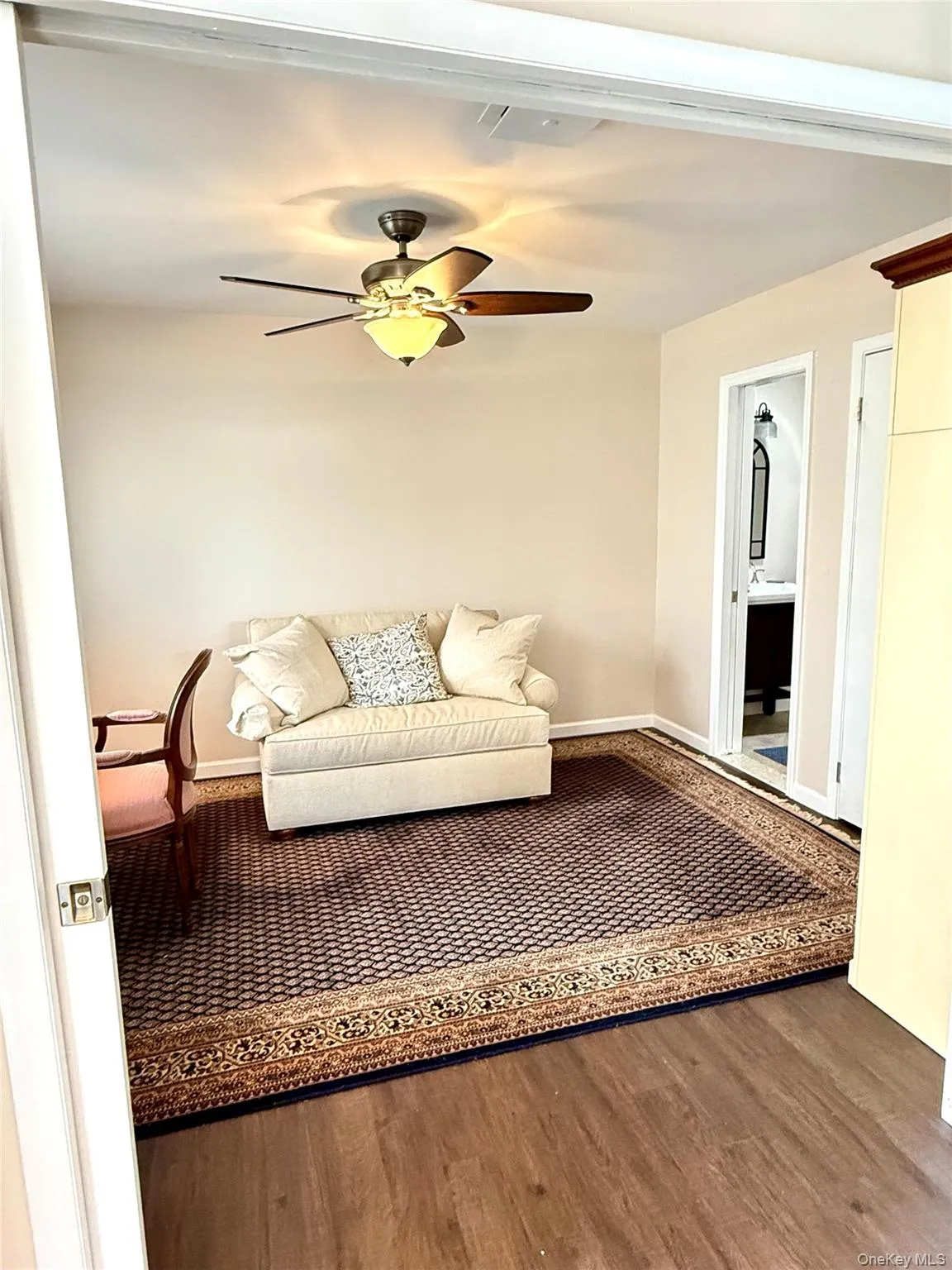 1305 Gotham Court, Smithtown, NY, 2 Bedrooms Bedrooms, 4 Rooms Rooms,1 BathroomBathrooms,Residential,For Rent,Gotham,0,1015354 1305 Gotham Court, Smithtown, NY, 2 Bedrooms Bedrooms, 4 Rooms Rooms,1 BathroomBathrooms,Residential,For Rent,Gotham,0,1015354