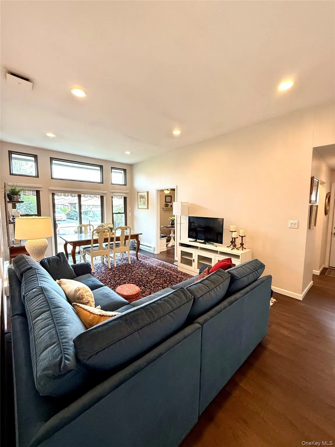 1305 Gotham Court, Smithtown, NY, 2 Bedrooms Bedrooms, 4 Rooms Rooms,1 BathroomBathrooms,Residential,For Rent,Gotham,0,KEY1015354 1305 Gotham Court, Smithtown, NY, 2 Bedrooms Bedrooms, 4 Rooms Rooms,1 BathroomBathrooms,Residential,For Rent,Gotham,0,KEY1015354