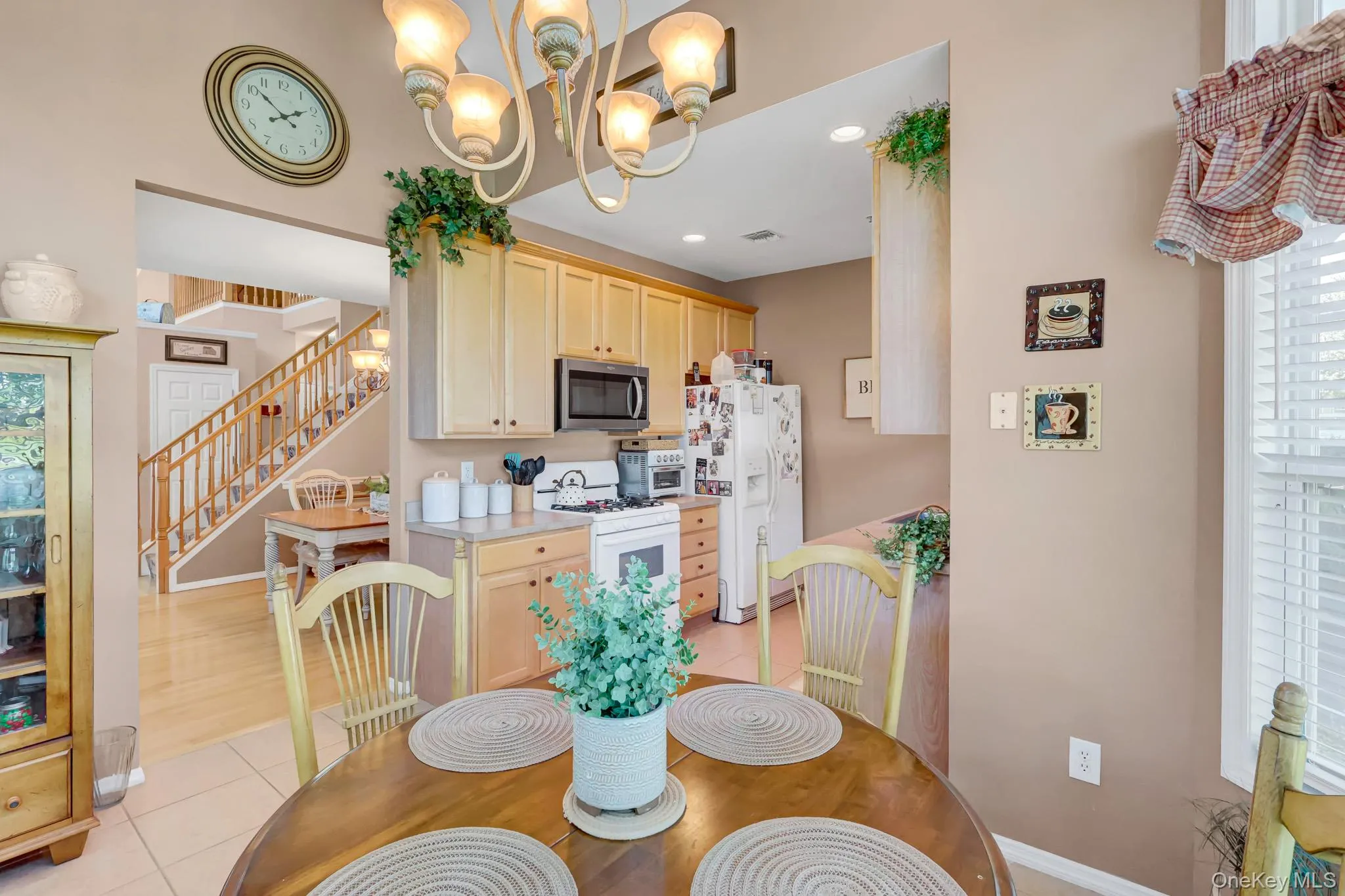 168 Kettles Lane, Brookhaven, NY, 3 Bedrooms Bedrooms, 10 Rooms Rooms,2 BathroomsBathrooms,Residential,For Rent,Kettles,0,1015356 168 Kettles Lane, Brookhaven, NY, 3 Bedrooms Bedrooms, 10 Rooms Rooms,2 BathroomsBathrooms,Residential,For Rent,Kettles,0,1015356