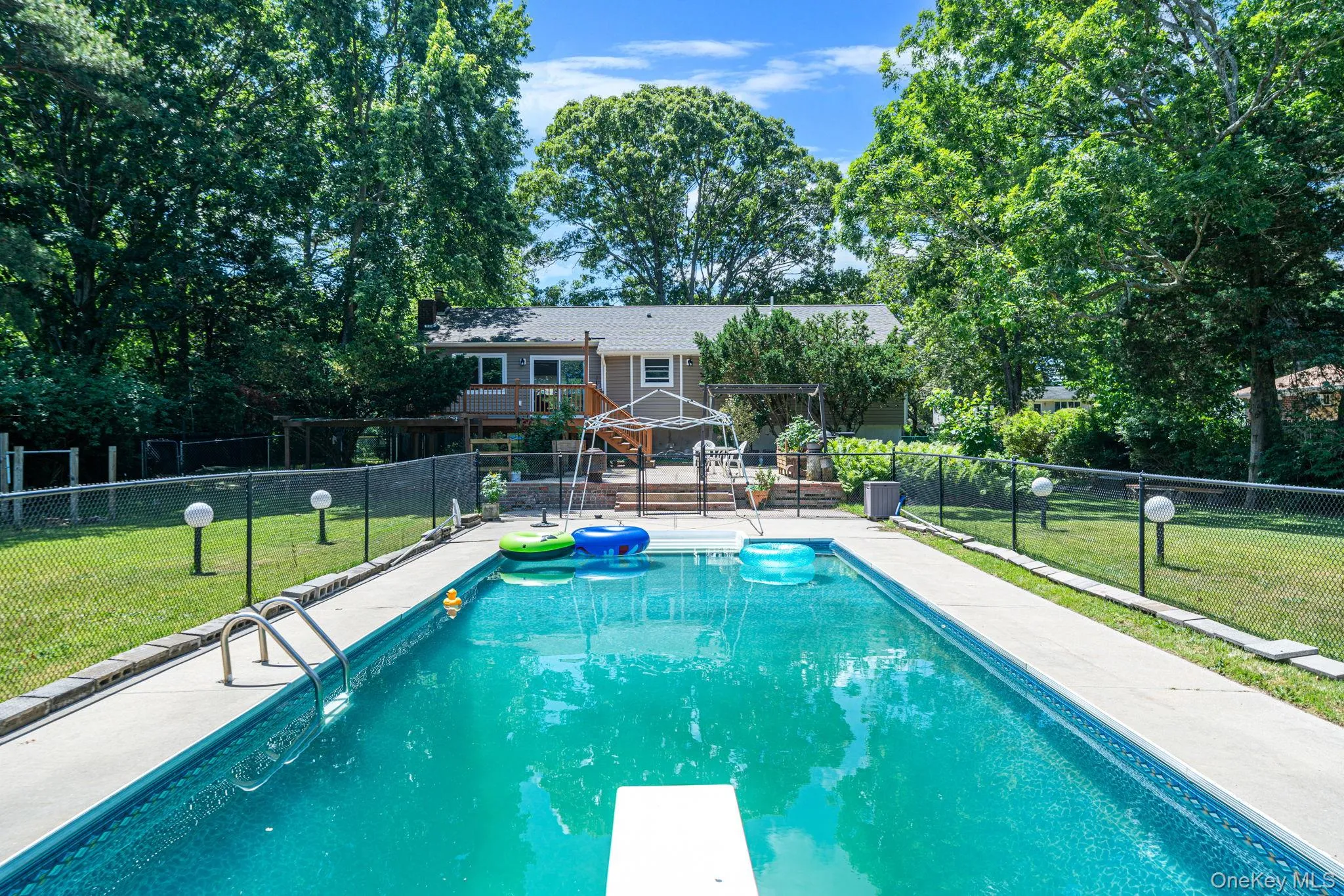 7 Somerset Street, Brookhaven, NY, 3 Bedrooms Bedrooms, 8 Rooms Rooms,3 BathroomsBathrooms,Residential,For Rent,Somerset,0,1015360 7 Somerset Street, Brookhaven, NY, 3 Bedrooms Bedrooms, 8 Rooms Rooms,3 BathroomsBathrooms,Residential,For Rent,Somerset,0,1015360