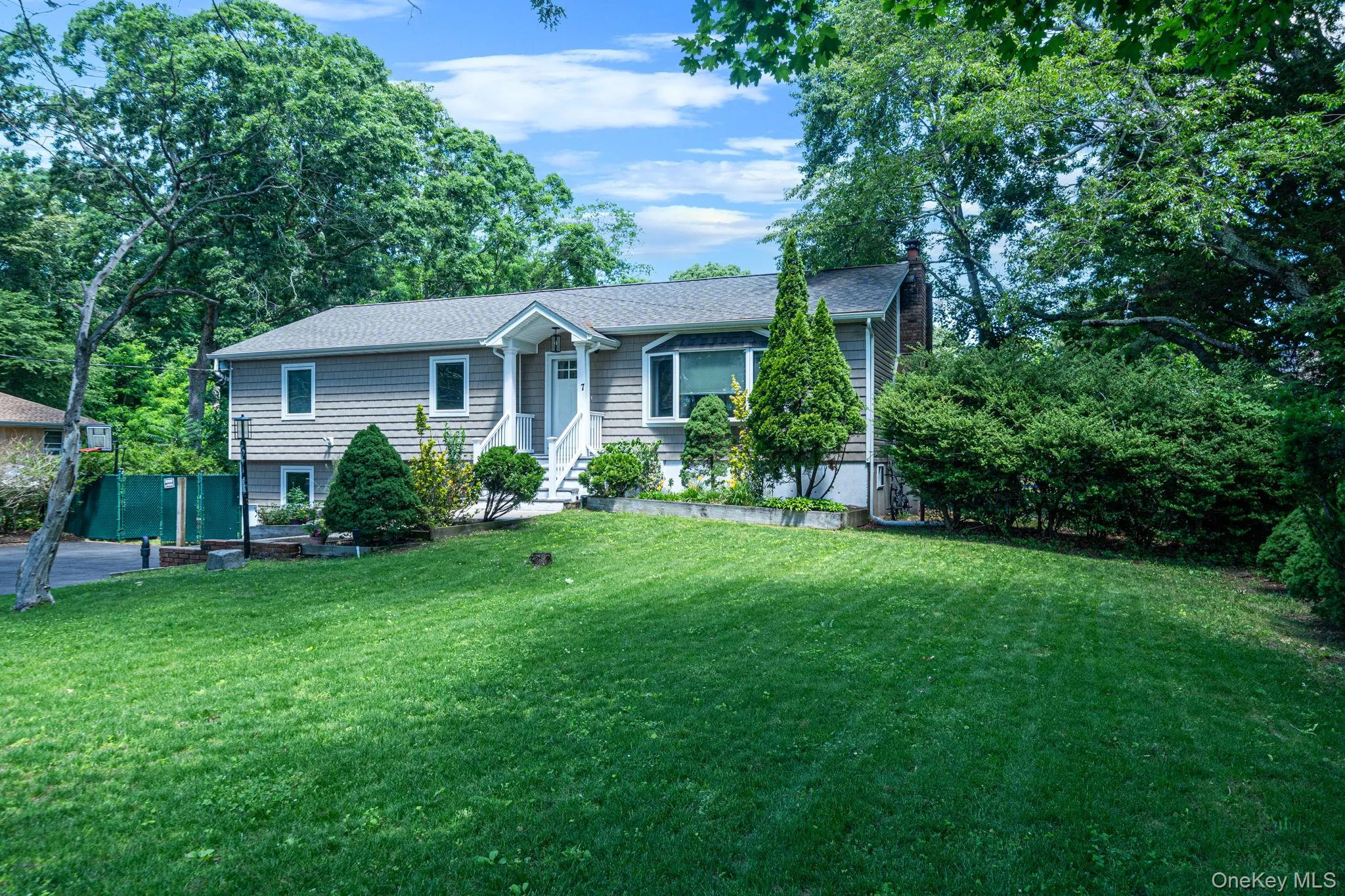 7 Somerset Street, Brookhaven, NY, 3 Bedrooms Bedrooms, 8 Rooms Rooms,3 BathroomsBathrooms,Residential,For Rent,Somerset,0,1015360 7 Somerset Street, Brookhaven, NY, 3 Bedrooms Bedrooms, 8 Rooms Rooms,3 BathroomsBathrooms,Residential,For Rent,Somerset,0,1015360