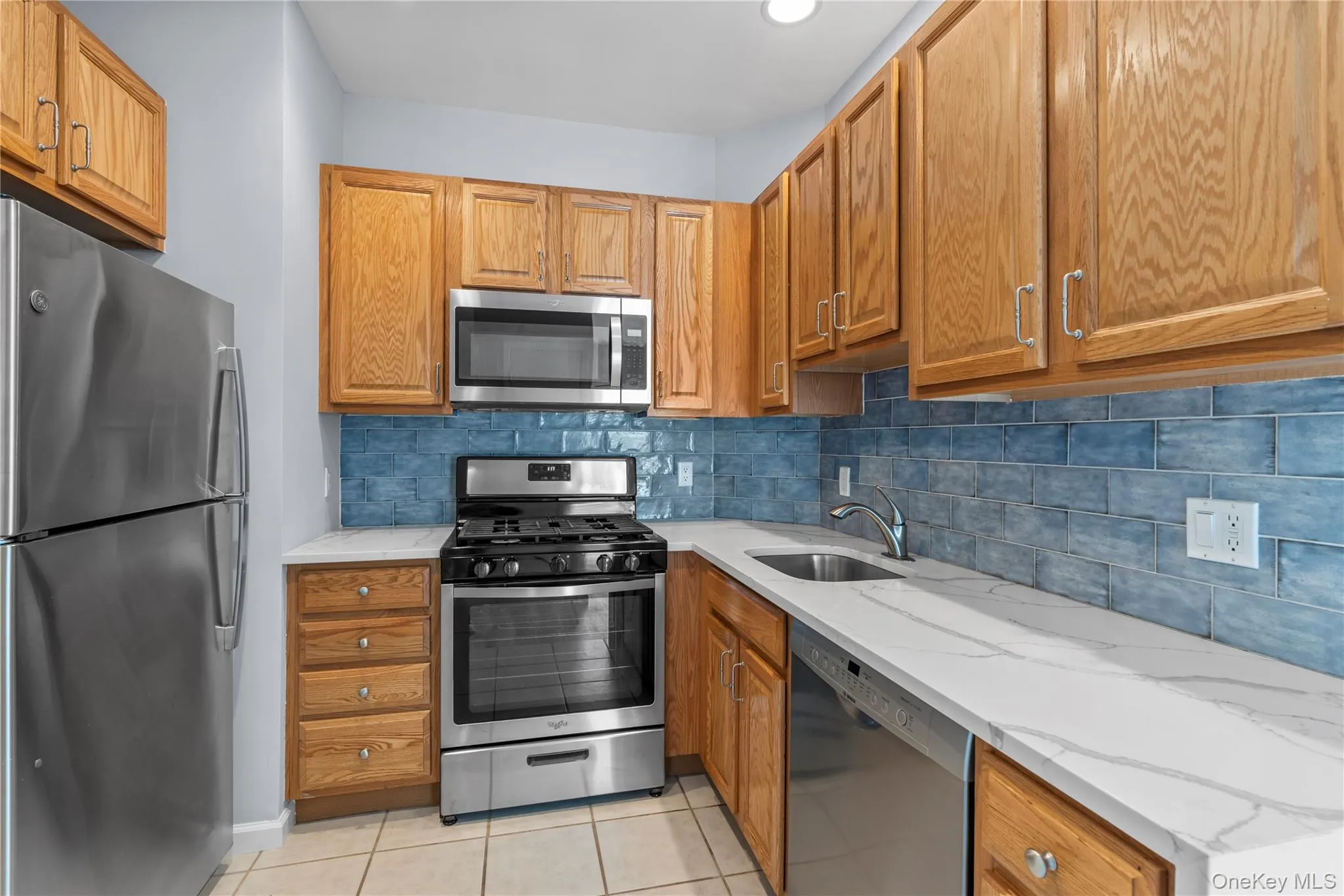 1410 Half Moon Bay Drive, Cortlandt, NY, 2 Bedrooms Bedrooms, 6 Rooms Rooms,2 BathroomsBathrooms,Residential Lease,For Rent,Half Moon Bay,0,1015361 1410 Half Moon Bay Drive, Cortlandt, NY, 2 Bedrooms Bedrooms, 6 Rooms Rooms,2 BathroomsBathrooms,Residential Lease,For Rent,Half Moon Bay,0,1015361