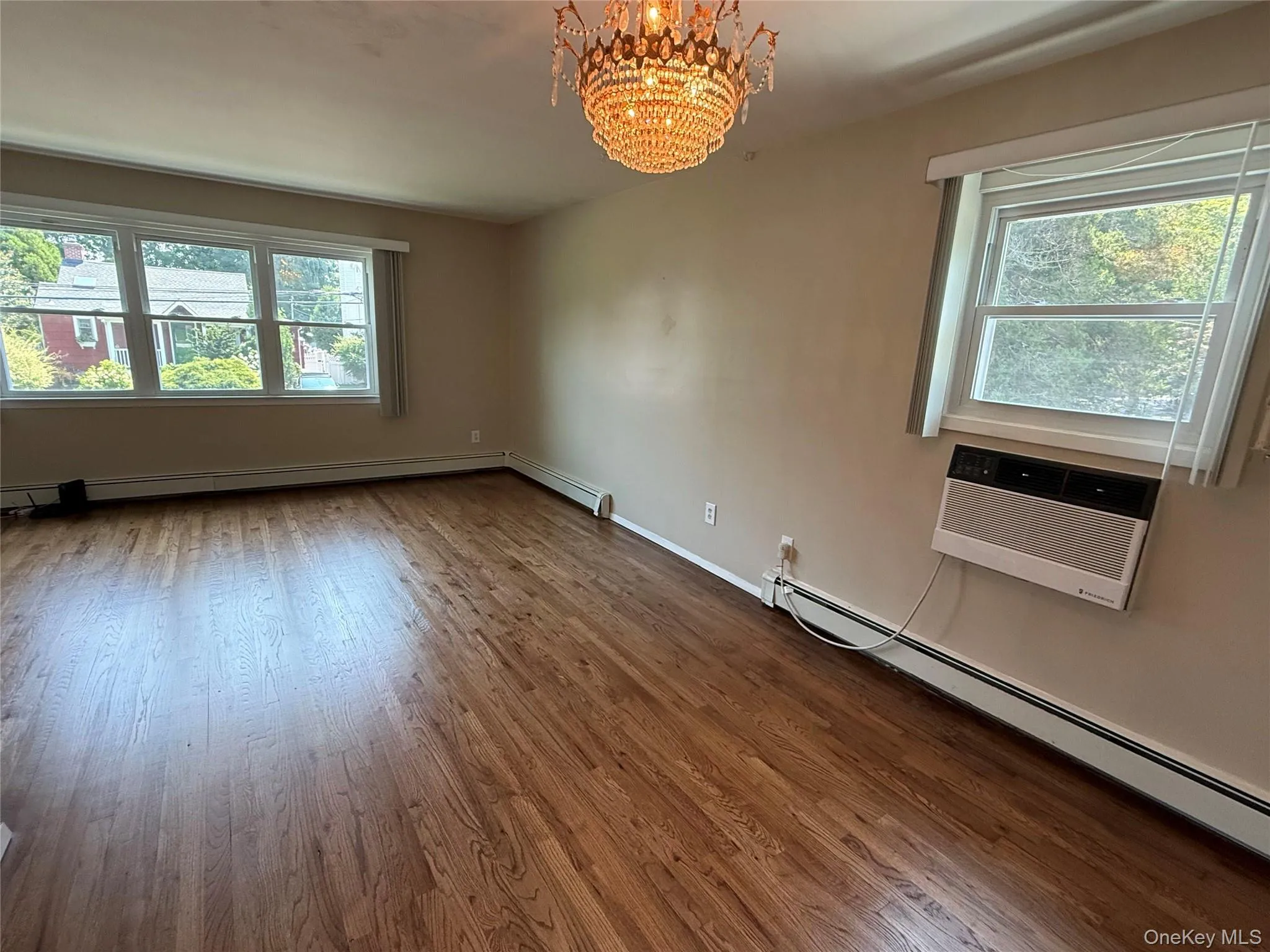 69 Valentine Avenue, Huntington, NY, 5 Bedrooms Bedrooms, 10 Rooms Rooms,2 BathroomsBathrooms,Residential,For Rent,Valentine,0,1015362 69 Valentine Avenue, Huntington, NY, 5 Bedrooms Bedrooms, 10 Rooms Rooms,2 BathroomsBathrooms,Residential,For Rent,Valentine,0,1015362