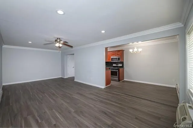 25 Clinton Avenue, Islip, NY, 1 Bedroom Bedrooms, 4 Rooms Rooms,1 BathroomBathrooms,Residential Lease,For Rent,Clinton,0,1015364 25 Clinton Avenue, Islip, NY, 1 Bedroom Bedrooms, 4 Rooms Rooms,1 BathroomBathrooms,Residential Lease,For Rent,Clinton,0,1015364