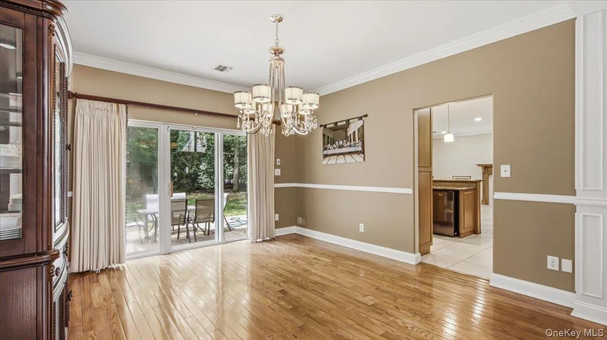 16 English Ivy Lane, Brookhaven, NY, 5 Bedrooms Bedrooms, 9 Rooms Rooms,4 BathroomsBathrooms,Residential,For Rent,English Ivy,0,1015366 16 English Ivy Lane, Brookhaven, NY, 5 Bedrooms Bedrooms, 9 Rooms Rooms,4 BathroomsBathrooms,Residential,For Rent,English Ivy,0,1015366