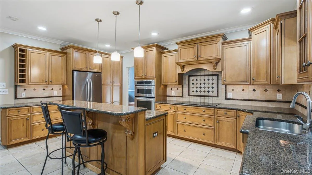 16 English Ivy Lane, Brookhaven, NY, 5 Bedrooms Bedrooms, 9 Rooms Rooms,4 BathroomsBathrooms,Residential,For Rent,English Ivy,0,1015366 16 English Ivy Lane, Brookhaven, NY, 5 Bedrooms Bedrooms, 9 Rooms Rooms,4 BathroomsBathrooms,Residential,For Rent,English Ivy,0,1015366