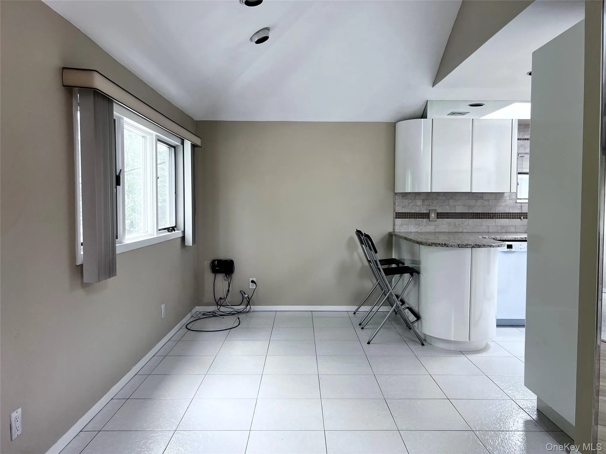 5710 253rd Street, New York, NY, 3 Bedrooms Bedrooms, 7 Rooms Rooms,1 BathroomBathrooms,Residential Lease,For Rent,253rd,0,1015369 5710 253rd Street, New York, NY, 3 Bedrooms Bedrooms, 7 Rooms Rooms,1 BathroomBathrooms,Residential Lease,For Rent,253rd,0,1015369
