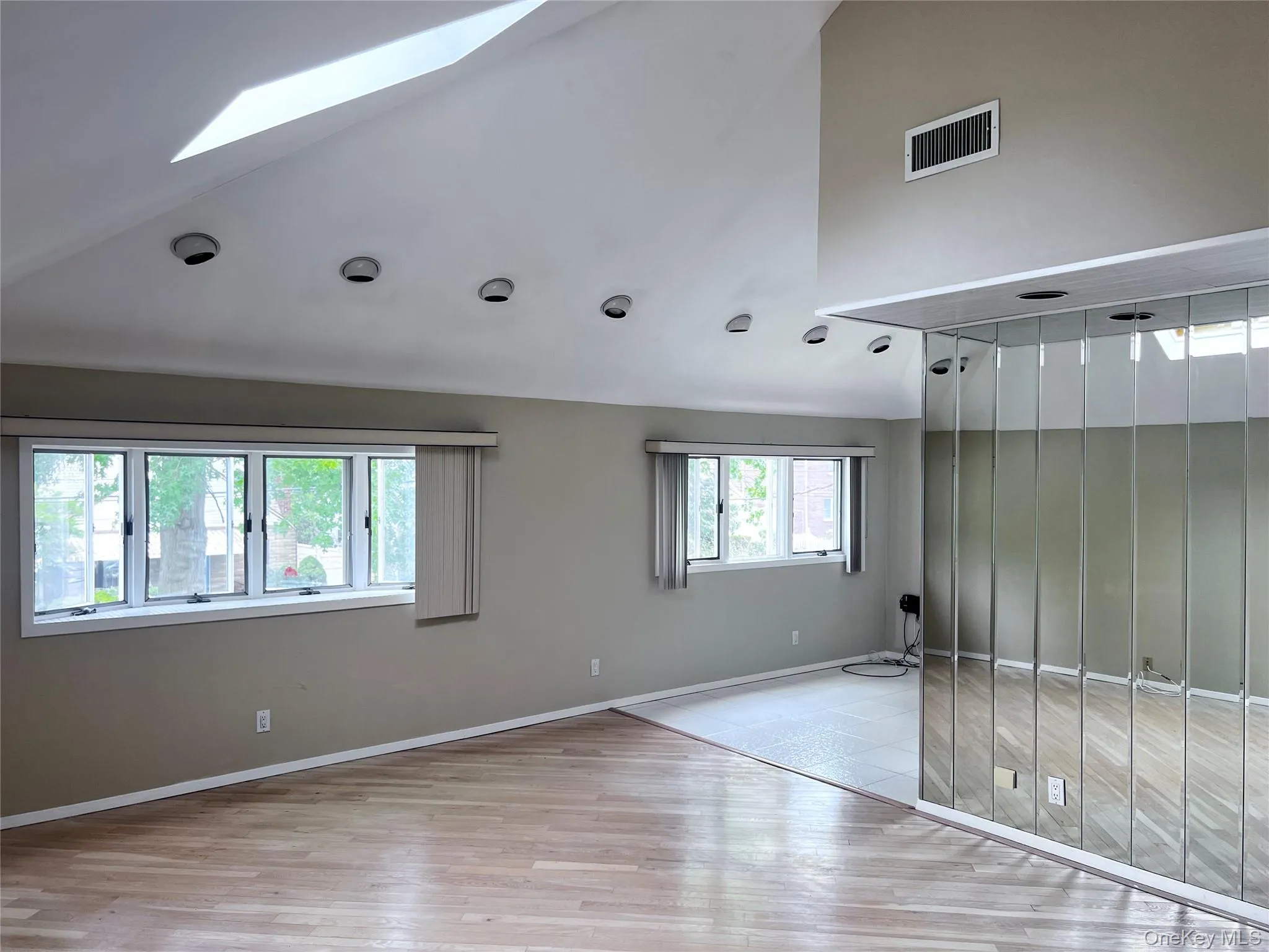 5710 253rd Street, New York, NY, 3 Bedrooms Bedrooms, 7 Rooms Rooms,1 BathroomBathrooms,Residential Lease,For Rent,253rd,0,1015369 5710 253rd Street, New York, NY, 3 Bedrooms Bedrooms, 7 Rooms Rooms,1 BathroomBathrooms,Residential Lease,For Rent,253rd,0,1015369