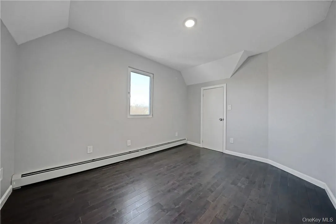 173 Washington Street, Mount Vernon, NY, 3 Bedrooms Bedrooms, 7 Rooms Rooms,2 BathroomsBathrooms,Residential Lease,For Rent,Washington,0,1015371 173 Washington Street, Mount Vernon, NY, 3 Bedrooms Bedrooms, 7 Rooms Rooms,2 BathroomsBathrooms,Residential Lease,For Rent,Washington,0,1015371
