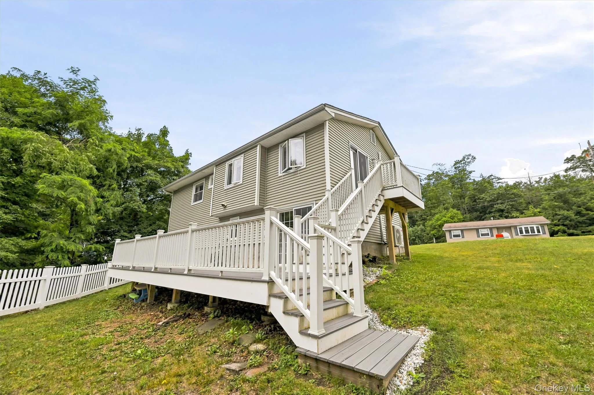 39 Raker Road, Poughkeepsie (town), NY, 3 Bedrooms Bedrooms, 7 Rooms Rooms,1 BathroomBathrooms,Residential,For Rent,Raker,0,KEY1015372 39 Raker Road, Poughkeepsie (town), NY, 3 Bedrooms Bedrooms, 7 Rooms Rooms,1 BathroomBathrooms,Residential,For Rent,Raker,0,KEY1015372