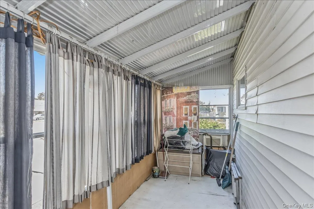 42 Larch Street, Oyster Bay, NY, 4 Bedrooms Bedrooms, 7 Rooms Rooms,2 BathroomsBathrooms,Residential,For Rent,Larch,0,KEY1015377 42 Larch Street, Oyster Bay, NY, 4 Bedrooms Bedrooms, 7 Rooms Rooms,2 BathroomsBathrooms,Residential,For Rent,Larch,0,KEY1015377