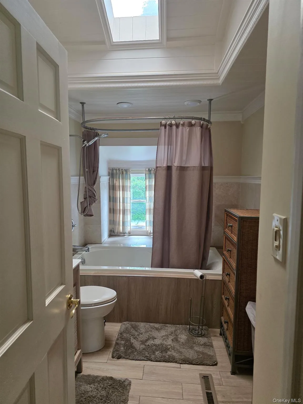 1396 Illinois Avenue, Islip, NY, 3 Bedrooms Bedrooms, 6 Rooms Rooms,1 BathroomBathrooms,Residential Lease,For Rent,Illinois,0,1015378 1396 Illinois Avenue, Islip, NY, 3 Bedrooms Bedrooms, 6 Rooms Rooms,1 BathroomBathrooms,Residential Lease,For Rent,Illinois,0,1015378