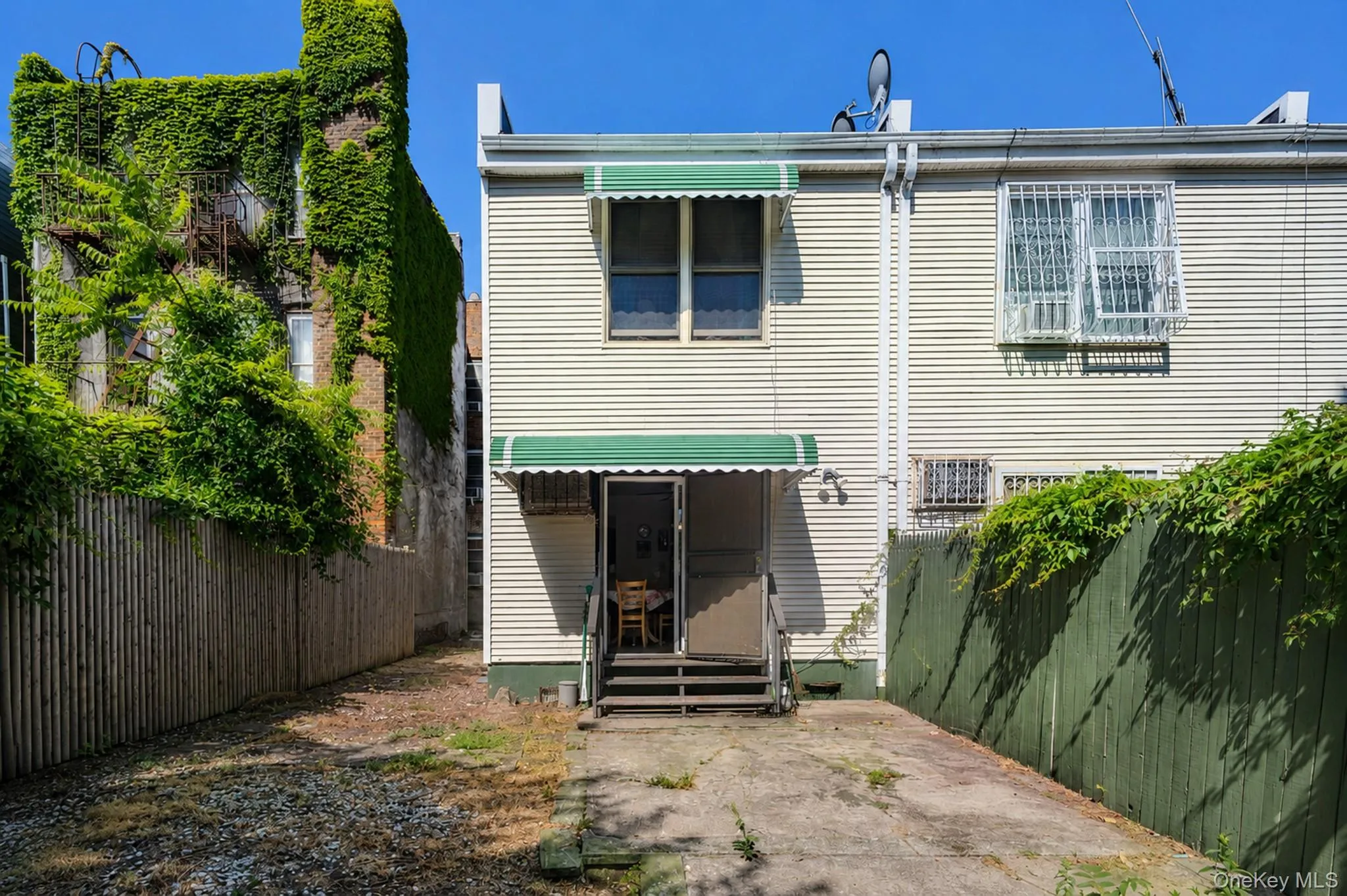2823 37th Street, New York, NY, 3 Bedrooms Bedrooms, 8 Rooms Rooms,1 BathroomBathrooms,Residential,For Rent,37th,0,1015379 2823 37th Street, New York, NY, 3 Bedrooms Bedrooms, 8 Rooms Rooms,1 BathroomBathrooms,Residential,For Rent,37th,0,1015379