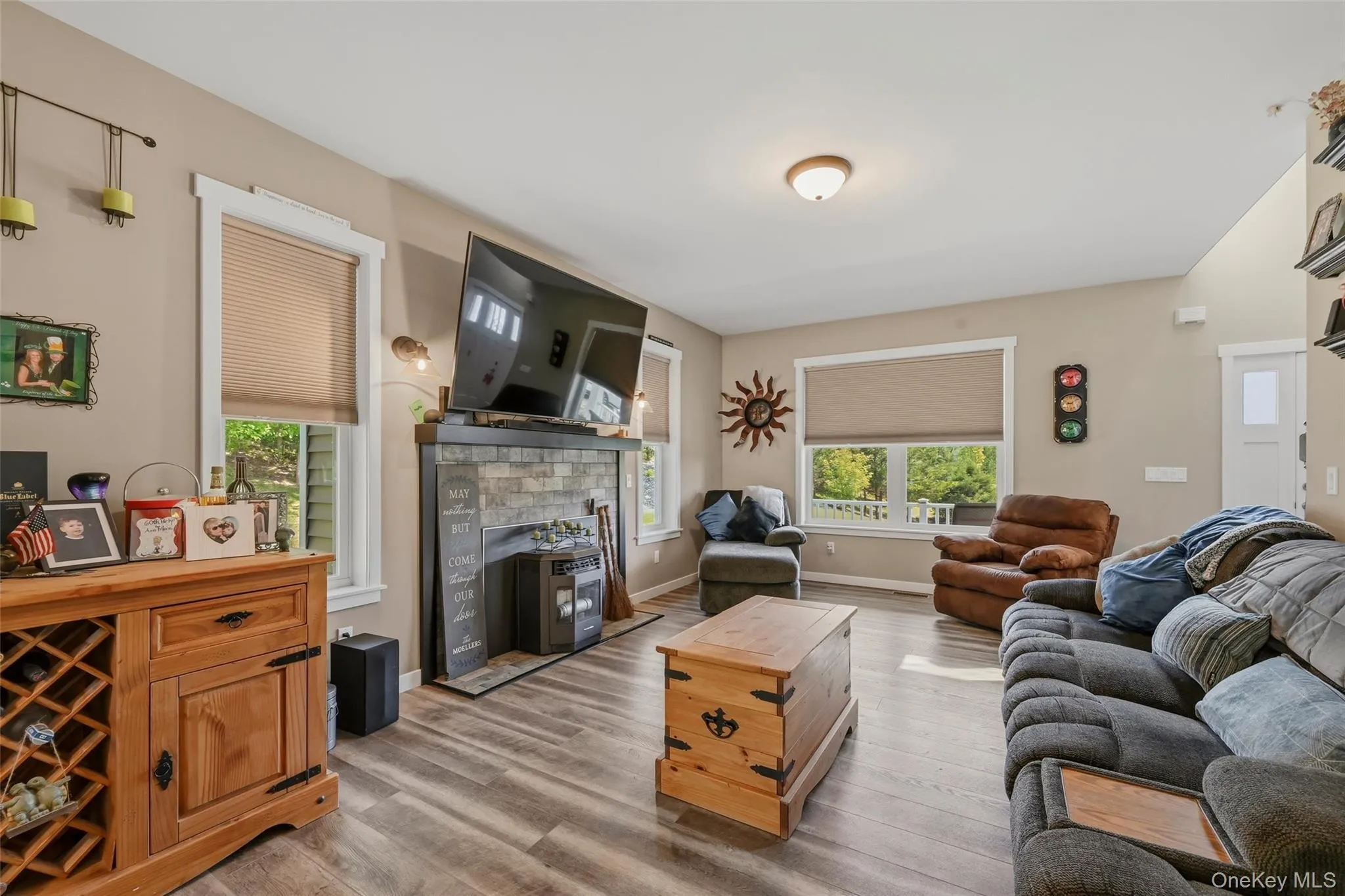 24 Boville Court, Chester Town, NY, 4 Bedrooms Bedrooms, 8 Rooms Rooms,2 BathroomsBathrooms,Residential,For Rent,Boville,0,KEY1015381 24 Boville Court, Chester Town, NY, 4 Bedrooms Bedrooms, 8 Rooms Rooms,2 BathroomsBathrooms,Residential,For Rent,Boville,0,KEY1015381