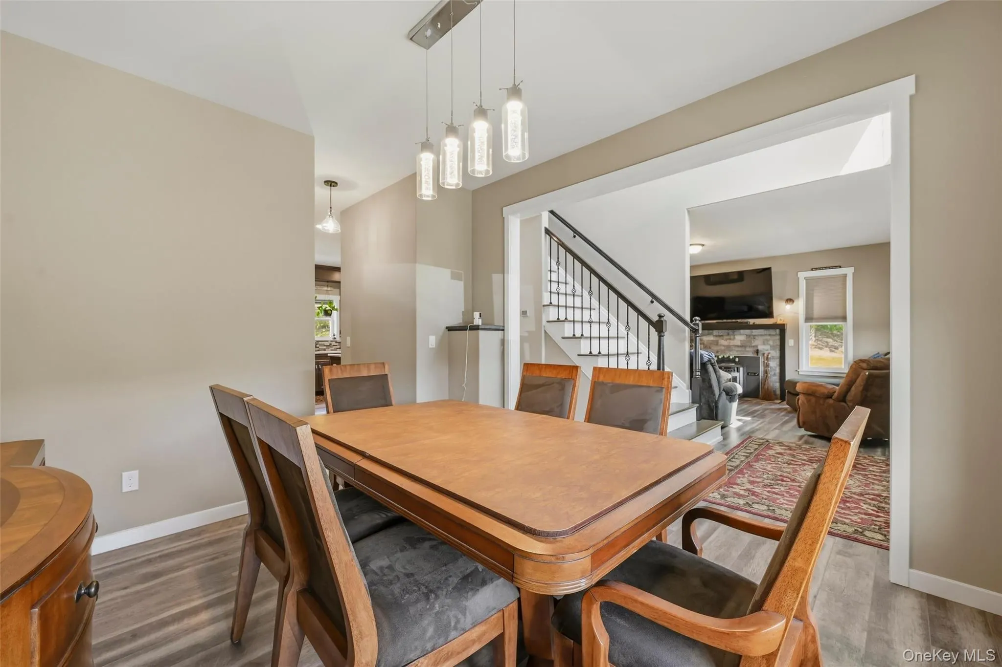 24 Boville Court, Chester Town, NY, 4 Bedrooms Bedrooms, 8 Rooms Rooms,2 BathroomsBathrooms,Residential,For Rent,Boville,0,KEY1015381 24 Boville Court, Chester Town, NY, 4 Bedrooms Bedrooms, 8 Rooms Rooms,2 BathroomsBathrooms,Residential,For Rent,Boville,0,KEY1015381