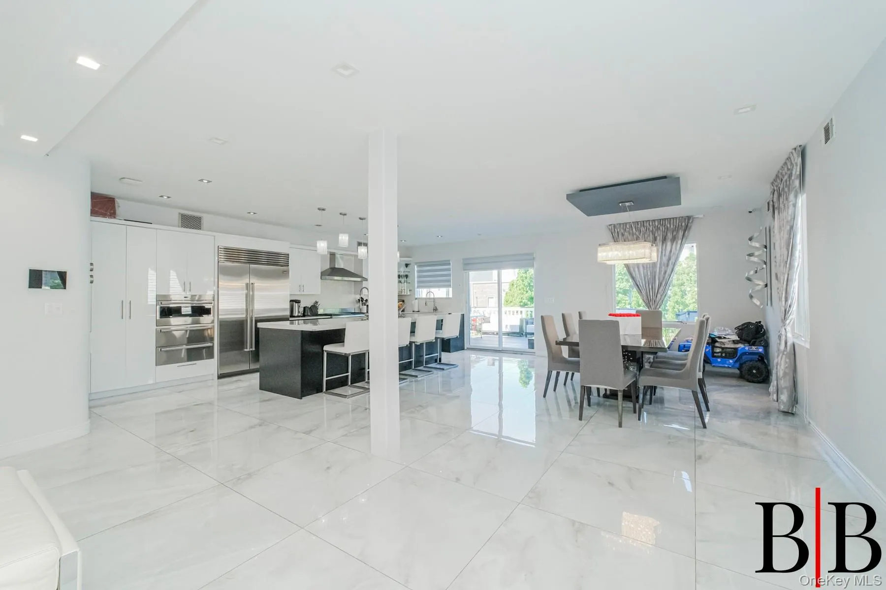 2161 72nd Street, New York, NY, 6 Bedrooms Bedrooms, 9 Rooms Rooms,4 BathroomsBathrooms,Residential,For Rent,72nd,0,1015382 2161 72nd Street, New York, NY, 6 Bedrooms Bedrooms, 9 Rooms Rooms,4 BathroomsBathrooms,Residential,For Rent,72nd,0,1015382