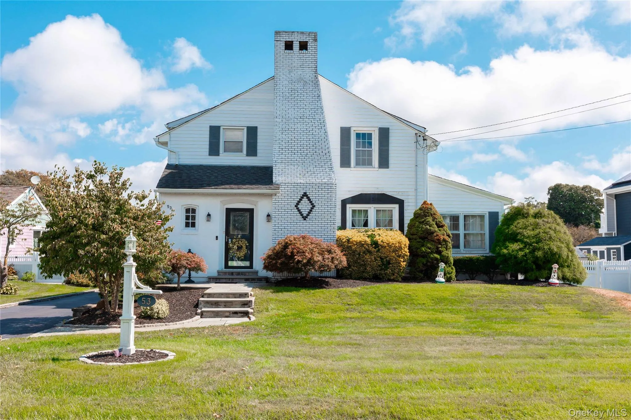 53 Mowbray Avenue, Islip, NY, 3 Bedroom Bedrooms, 8 Room Rooms,2 BathroomBathrooms,Residential Lease,For Rent,Mowbray,0,1015386 53 Mowbray Avenue, Islip, NY, 3 Bedroom Bedrooms, 8 Room Rooms,2 BathroomBathrooms,Residential Lease,For Rent,Mowbray,0,1015386