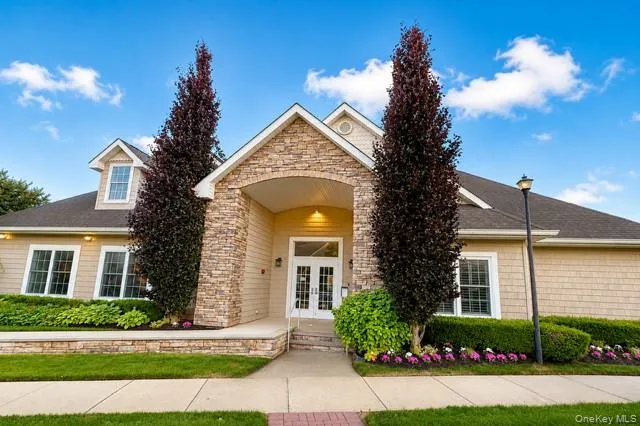11 Morley Circle, Huntington, NY, 2 Bedrooms Bedrooms, 5 Rooms Rooms,2 BathroomsBathrooms,Residential,For Rent,Morley,0,1015387 11 Morley Circle, Huntington, NY, 2 Bedrooms Bedrooms, 5 Rooms Rooms,2 BathroomsBathrooms,Residential,For Rent,Morley,0,1015387