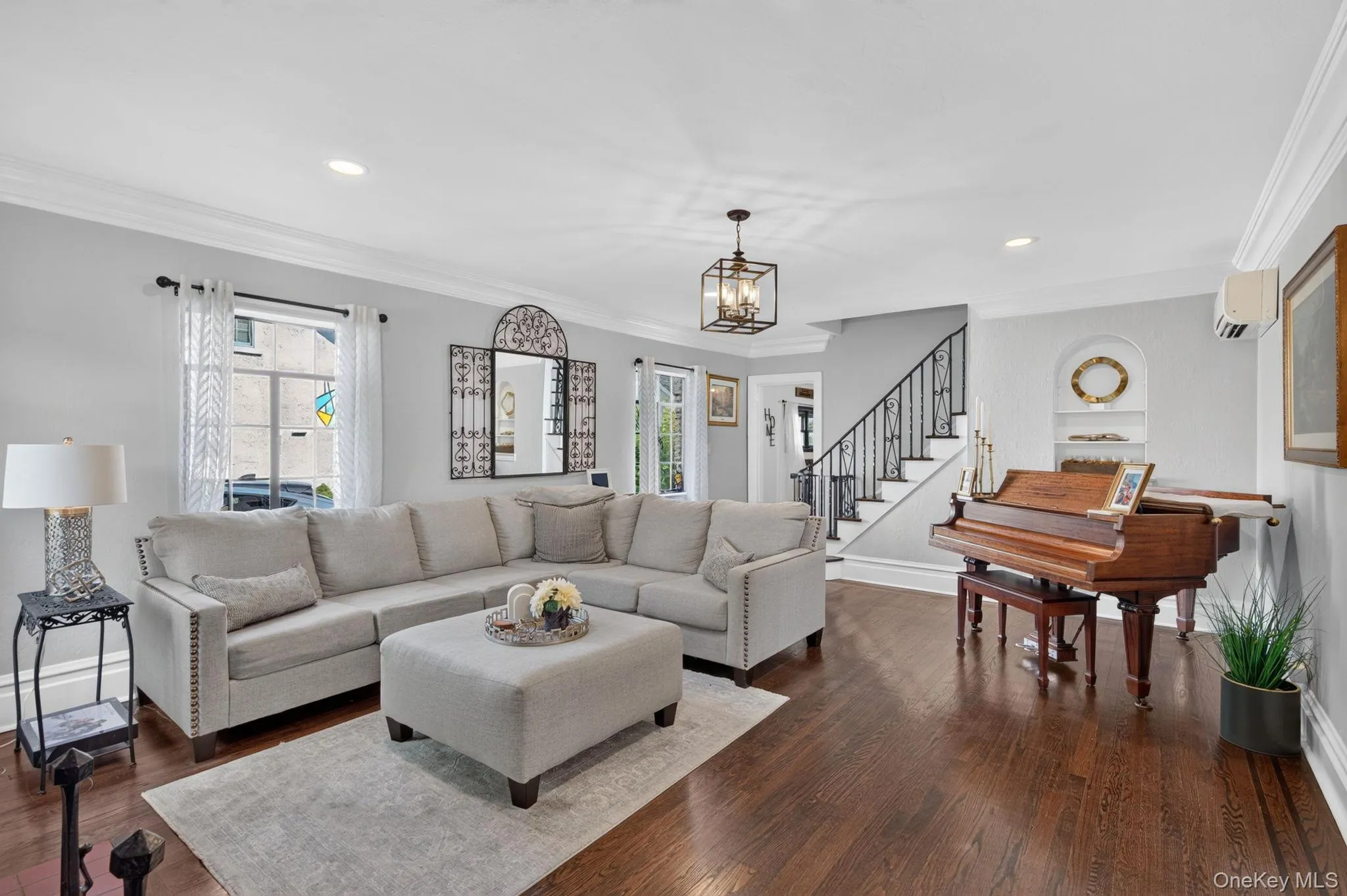 17 Hollywood Court, Hempstead, NY, 3 Bedrooms Bedrooms, 10 Rooms Rooms,3 BathroomsBathrooms,Residential,For Rent,Hollywood,0,1015393 17 Hollywood Court, Hempstead, NY, 3 Bedrooms Bedrooms, 10 Rooms Rooms,3 BathroomsBathrooms,Residential,For Rent,Hollywood,0,1015393