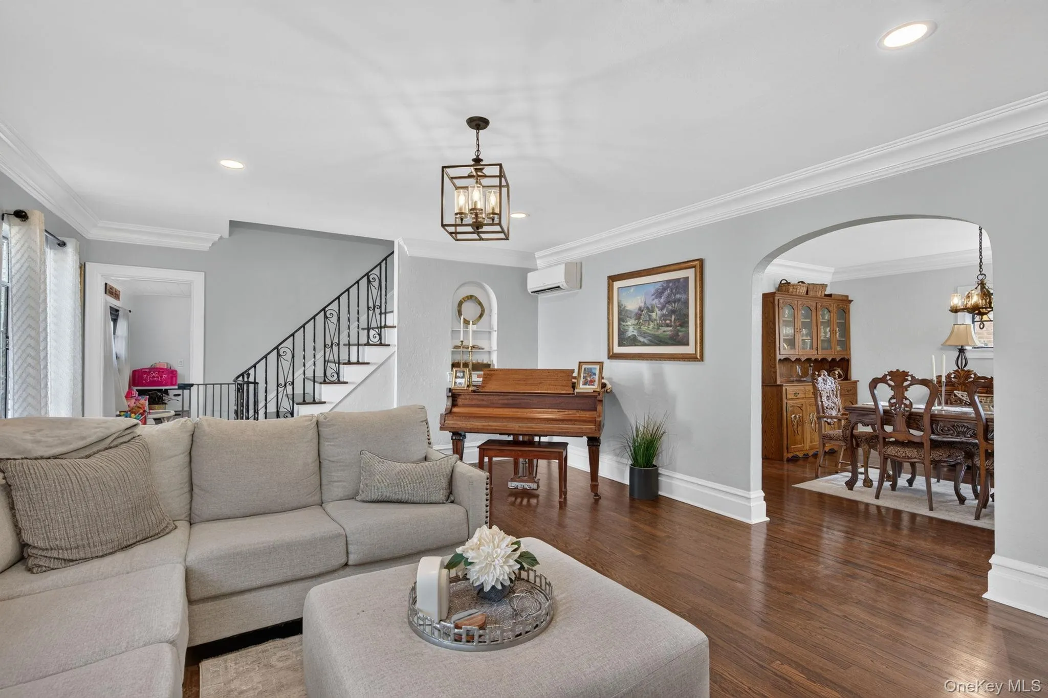 17 Hollywood Court, Hempstead, NY, 3 Bedrooms Bedrooms, 10 Rooms Rooms,3 BathroomsBathrooms,Residential,For Rent,Hollywood,0,1015393 17 Hollywood Court, Hempstead, NY, 3 Bedrooms Bedrooms, 10 Rooms Rooms,3 BathroomsBathrooms,Residential,For Rent,Hollywood,0,1015393