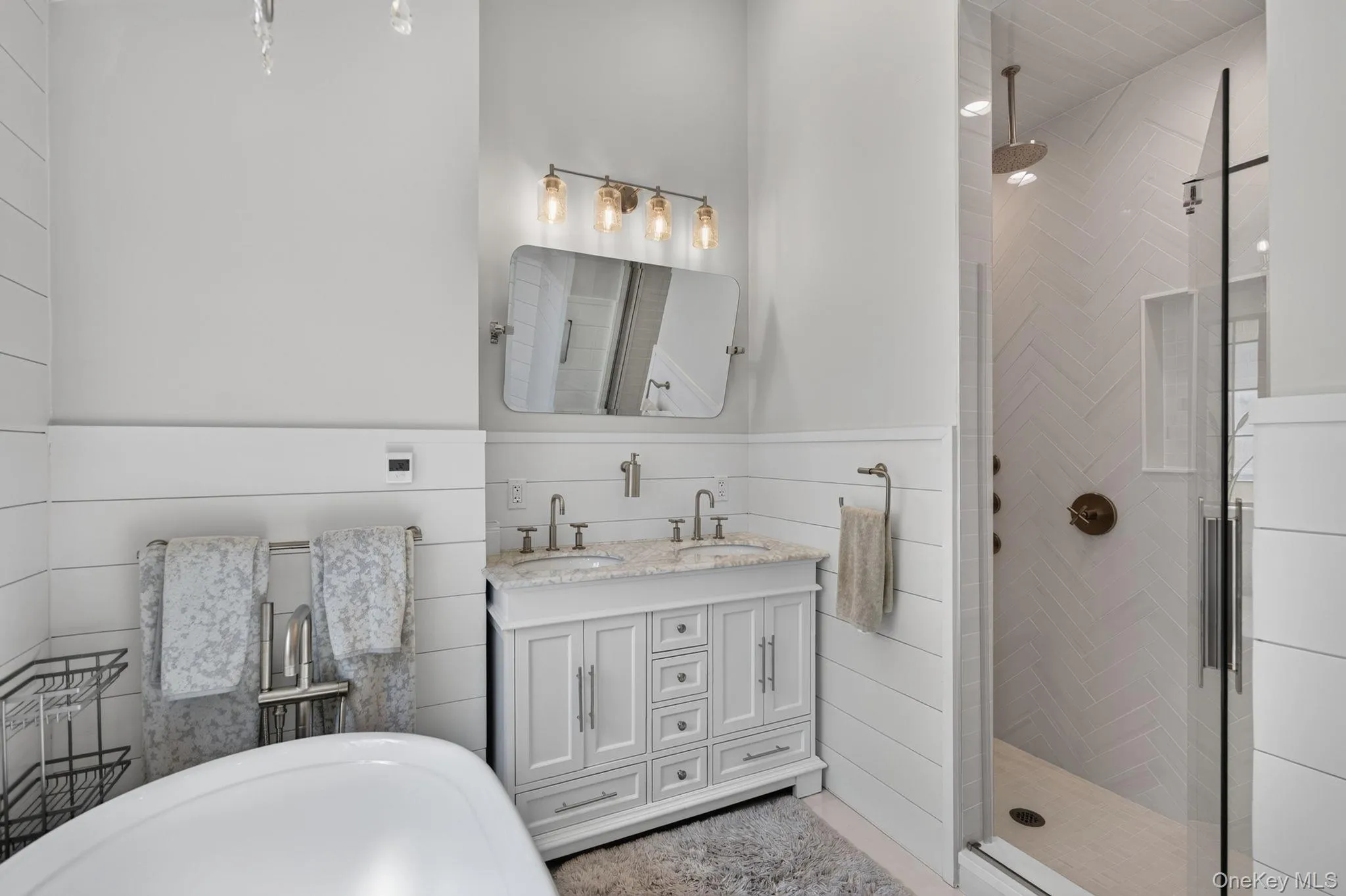 17 Hollywood Court, Hempstead, NY, 3 Bedrooms Bedrooms, 10 Rooms Rooms,3 BathroomsBathrooms,Residential,For Rent,Hollywood,0,1015393 17 Hollywood Court, Hempstead, NY, 3 Bedrooms Bedrooms, 10 Rooms Rooms,3 BathroomsBathrooms,Residential,For Rent,Hollywood,0,1015393
