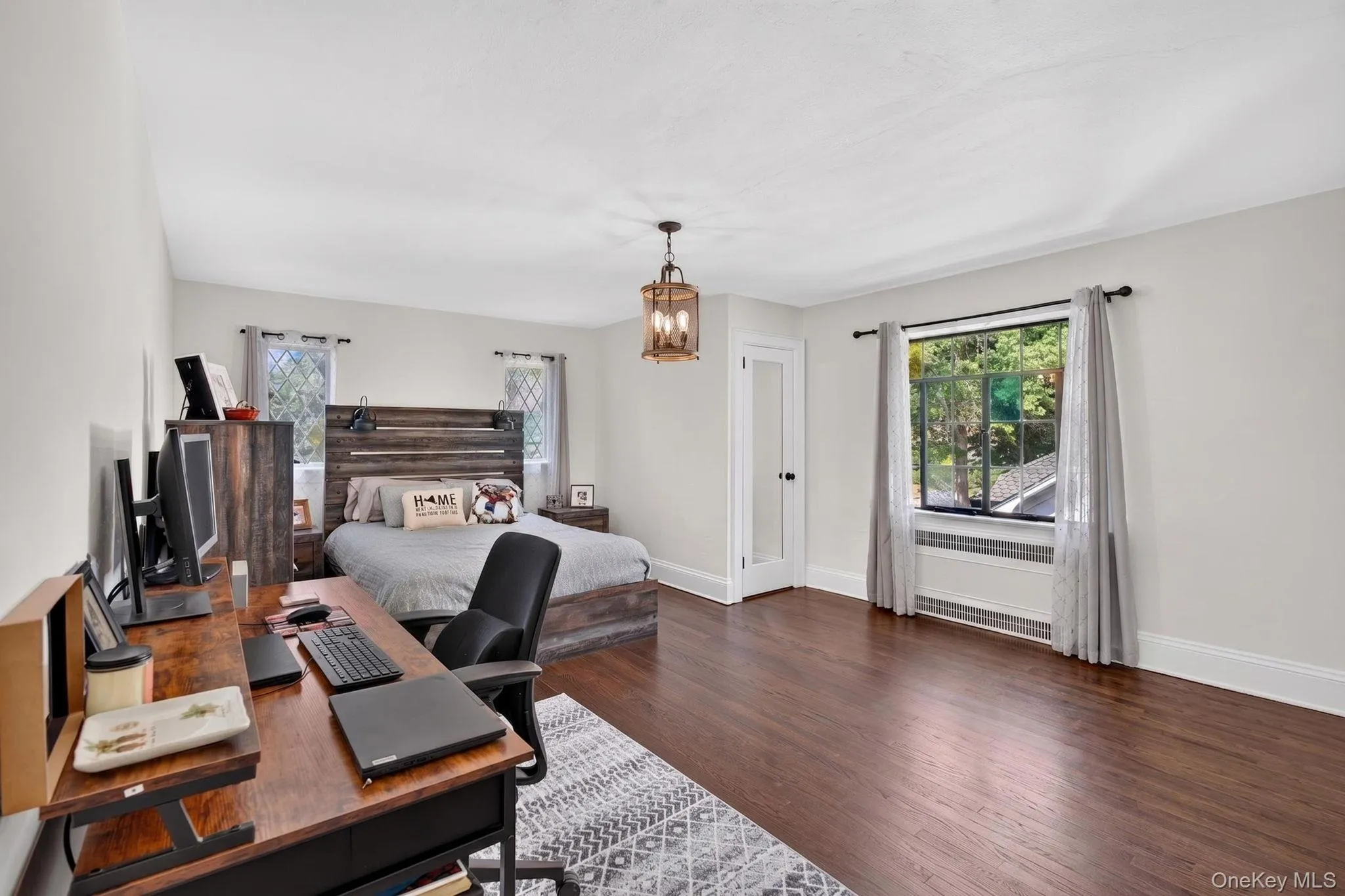 17 Hollywood Court, Hempstead, NY, 3 Bedrooms Bedrooms, 10 Rooms Rooms,3 BathroomsBathrooms,Residential,For Rent,Hollywood,0,1015393 17 Hollywood Court, Hempstead, NY, 3 Bedrooms Bedrooms, 10 Rooms Rooms,3 BathroomsBathrooms,Residential,For Rent,Hollywood,0,1015393