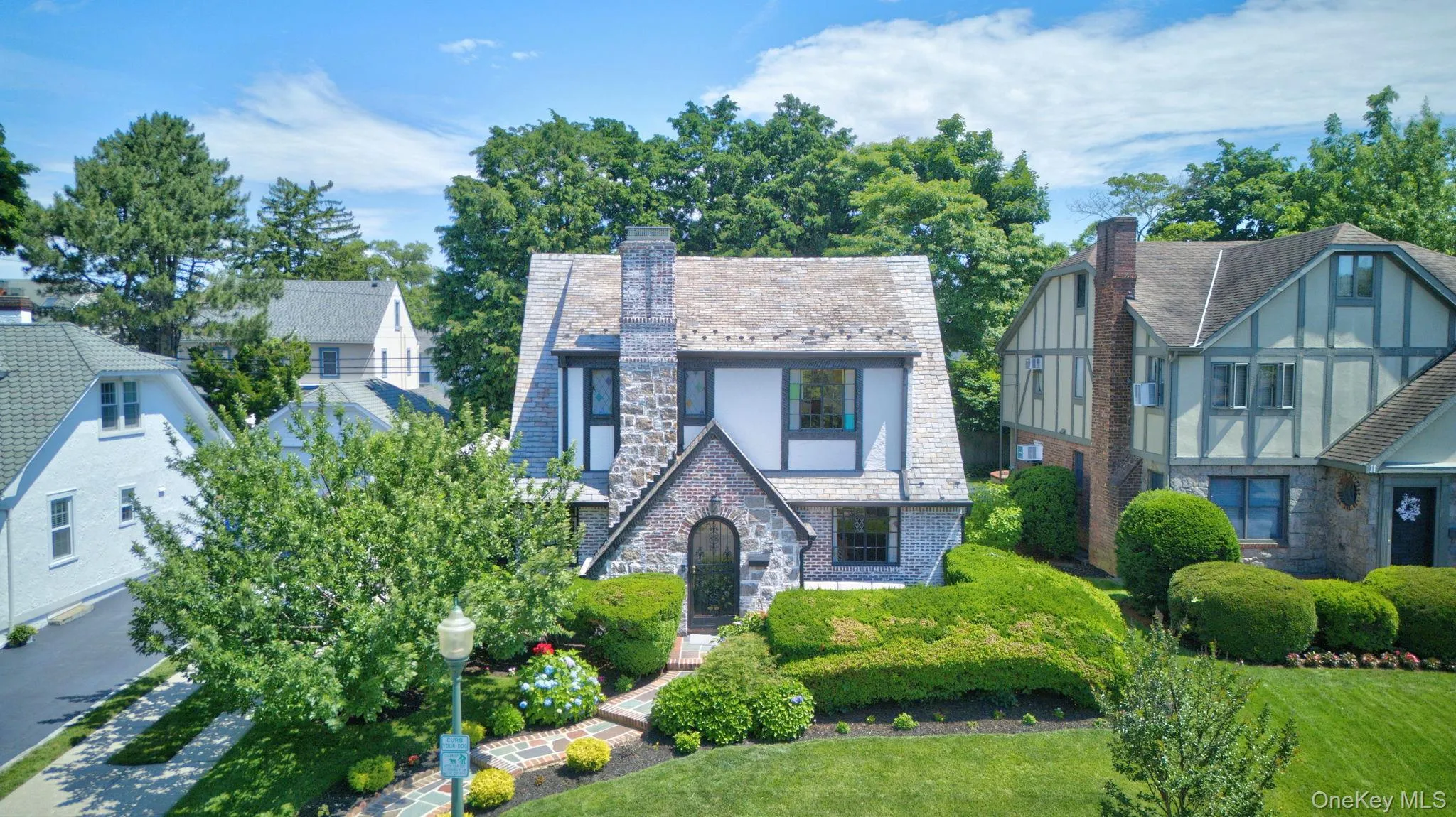 17 Hollywood Court, Hempstead, NY, 3 Bedrooms Bedrooms, 10 Rooms Rooms,3 BathroomsBathrooms,Residential,For Rent,Hollywood,0,1015393 17 Hollywood Court, Hempstead, NY, 3 Bedrooms Bedrooms, 10 Rooms Rooms,3 BathroomsBathrooms,Residential,For Rent,Hollywood,0,1015393