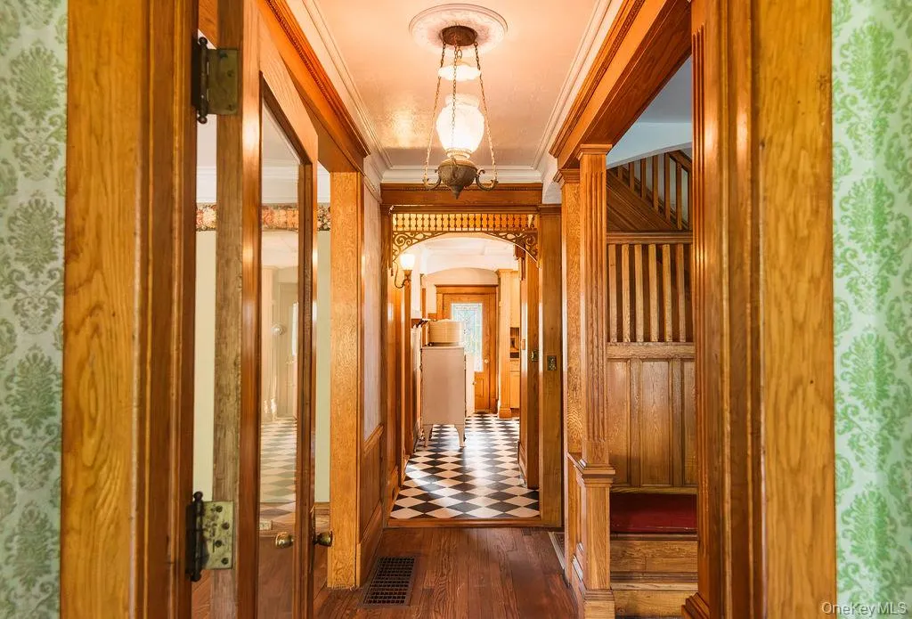 54 Linderman Avenue, Kingston, NY, 4 Bedrooms Bedrooms, 8 Rooms Rooms,2 BathroomsBathrooms,Residential,For Rent,Linderman,0,1015394 54 Linderman Avenue, Kingston, NY, 4 Bedrooms Bedrooms, 8 Rooms Rooms,2 BathroomsBathrooms,Residential,For Rent,Linderman,0,1015394