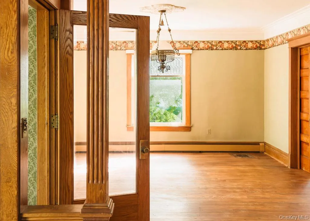 54 Linderman Avenue, Kingston, NY, 4 Bedrooms Bedrooms, 8 Rooms Rooms,2 BathroomsBathrooms,Residential,For Rent,Linderman,0,1015394 54 Linderman Avenue, Kingston, NY, 4 Bedrooms Bedrooms, 8 Rooms Rooms,2 BathroomsBathrooms,Residential,For Rent,Linderman,0,1015394