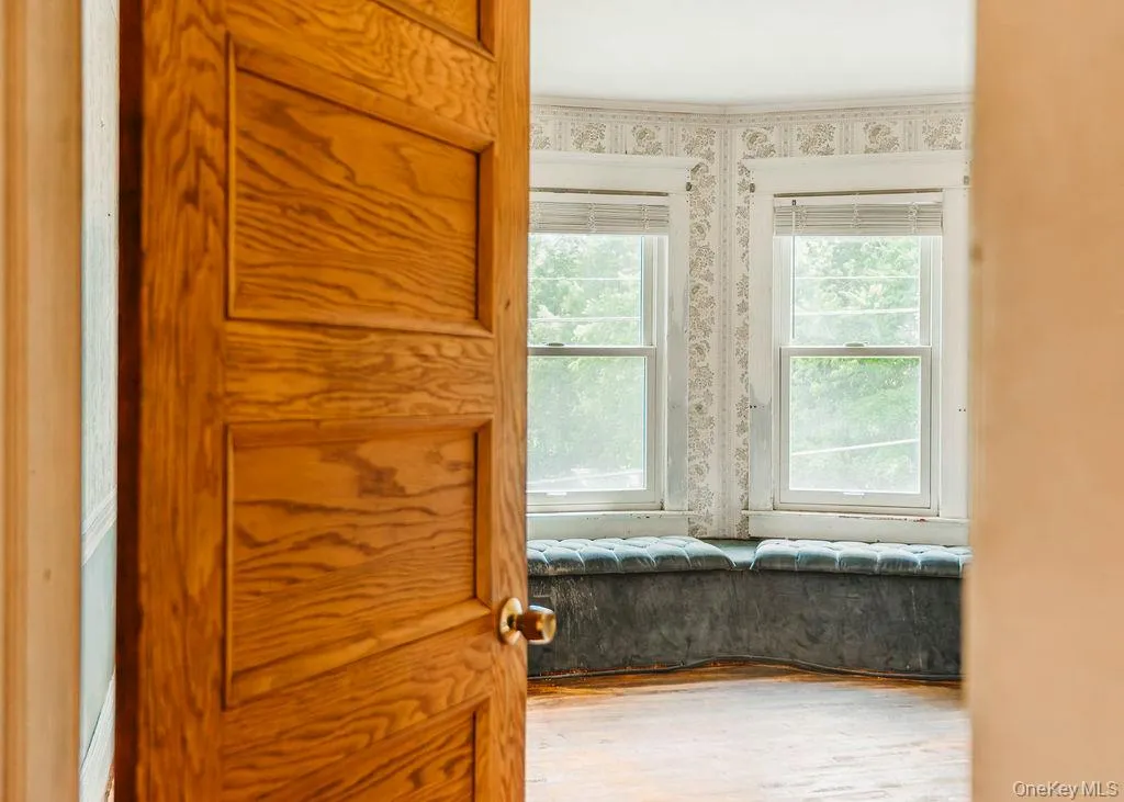54 Linderman Avenue, Kingston, NY, 4 Bedrooms Bedrooms, 8 Rooms Rooms,2 BathroomsBathrooms,Residential,For Rent,Linderman,0,1015394 54 Linderman Avenue, Kingston, NY, 4 Bedrooms Bedrooms, 8 Rooms Rooms,2 BathroomsBathrooms,Residential,For Rent,Linderman,0,1015394