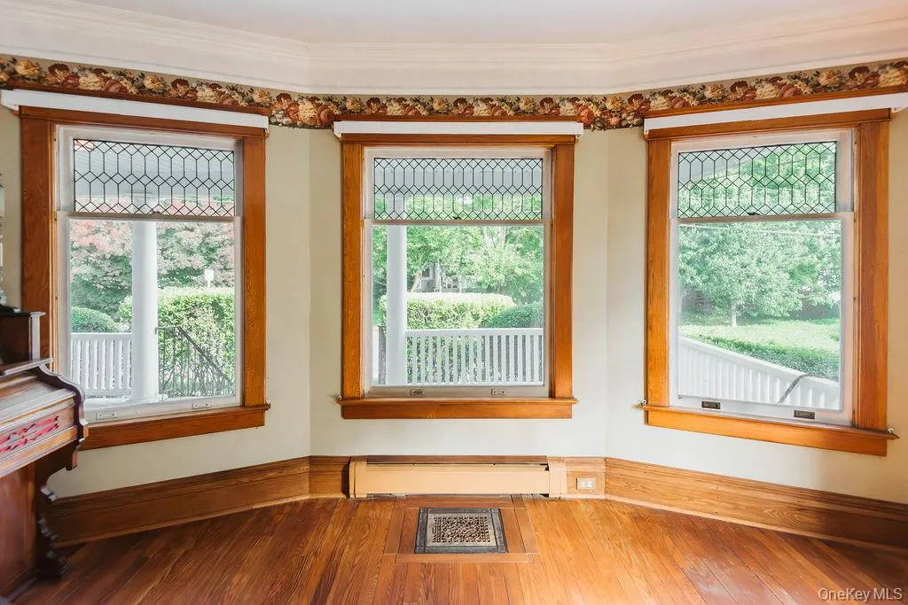 54 Linderman Avenue, Kingston, NY, 4 Bedrooms Bedrooms, 8 Rooms Rooms,2 BathroomsBathrooms,Residential,For Rent,Linderman,0,1015394 54 Linderman Avenue, Kingston, NY, 4 Bedrooms Bedrooms, 8 Rooms Rooms,2 BathroomsBathrooms,Residential,For Rent,Linderman,0,1015394