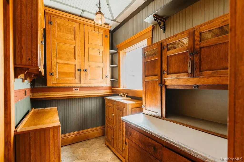 54 Linderman Avenue, Kingston, NY, 4 Bedrooms Bedrooms, 8 Rooms Rooms,2 BathroomsBathrooms,Residential,For Rent,Linderman,0,1015394 54 Linderman Avenue, Kingston, NY, 4 Bedrooms Bedrooms, 8 Rooms Rooms,2 BathroomsBathrooms,Residential,For Rent,Linderman,0,1015394
