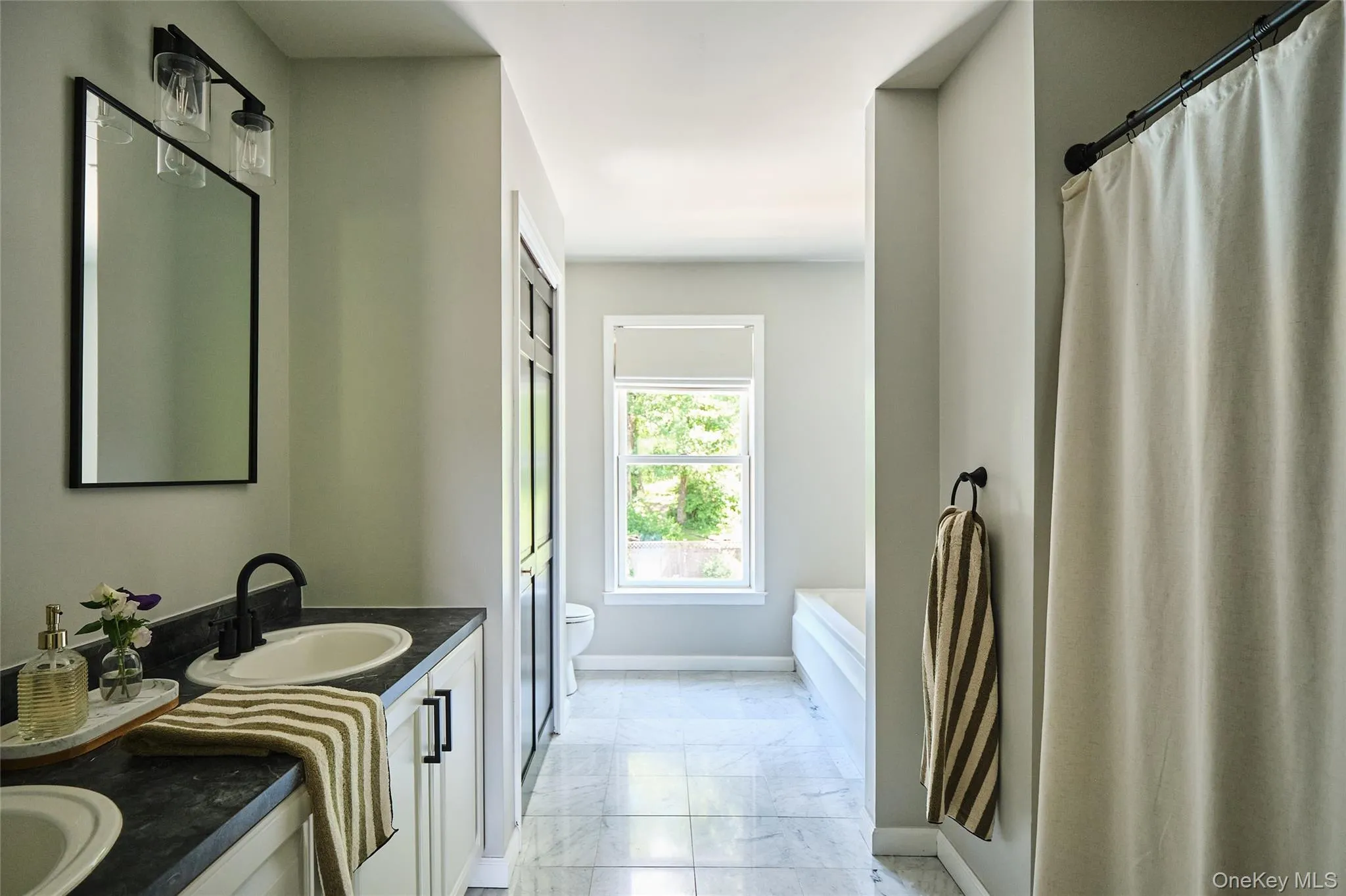 12 Ann Drive, Rhinebeck, NY, 4 Bedrooms Bedrooms, 4 Rooms Rooms,2 BathroomsBathrooms,Residential,For Rent,Ann,0,1015398 12 Ann Drive, Rhinebeck, NY, 4 Bedrooms Bedrooms, 4 Rooms Rooms,2 BathroomsBathrooms,Residential,For Rent,Ann,0,1015398