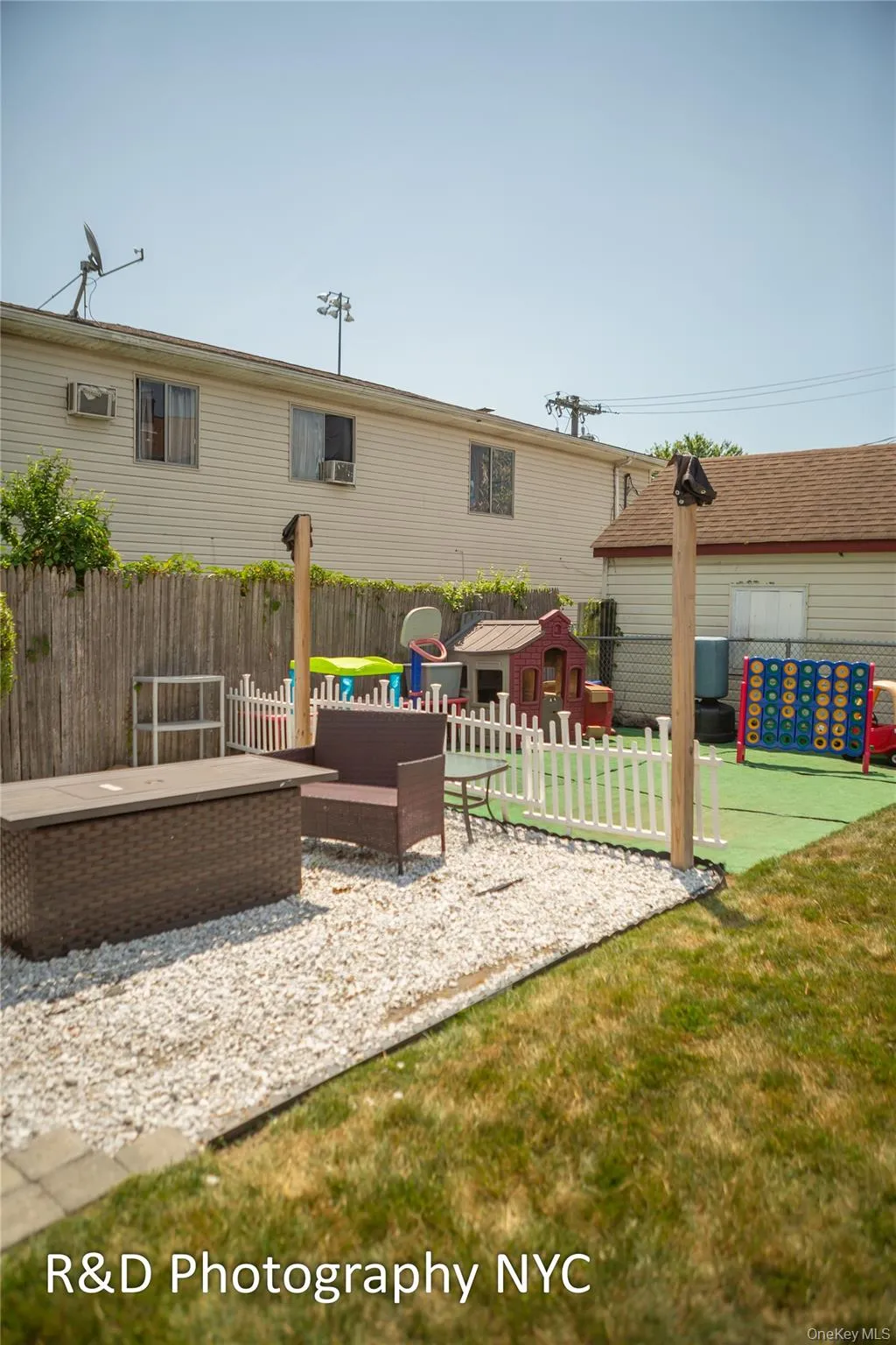 28 Harrison Avenue, Hempstead, NY, 6 Bedrooms Bedrooms, 9 Rooms Rooms,3 BathroomsBathrooms,Residential,For Rent,Harrison,0,1015399 28 Harrison Avenue, Hempstead, NY, 6 Bedrooms Bedrooms, 9 Rooms Rooms,3 BathroomsBathrooms,Residential,For Rent,Harrison,0,1015399