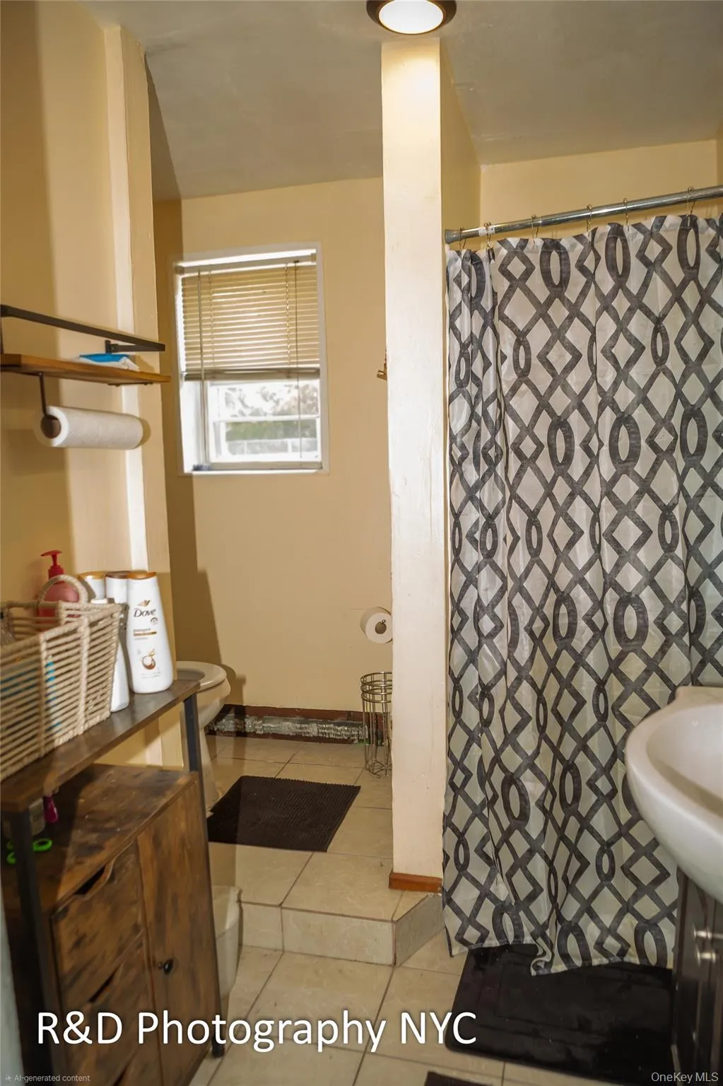 Second floor full bath Second floor full bath
