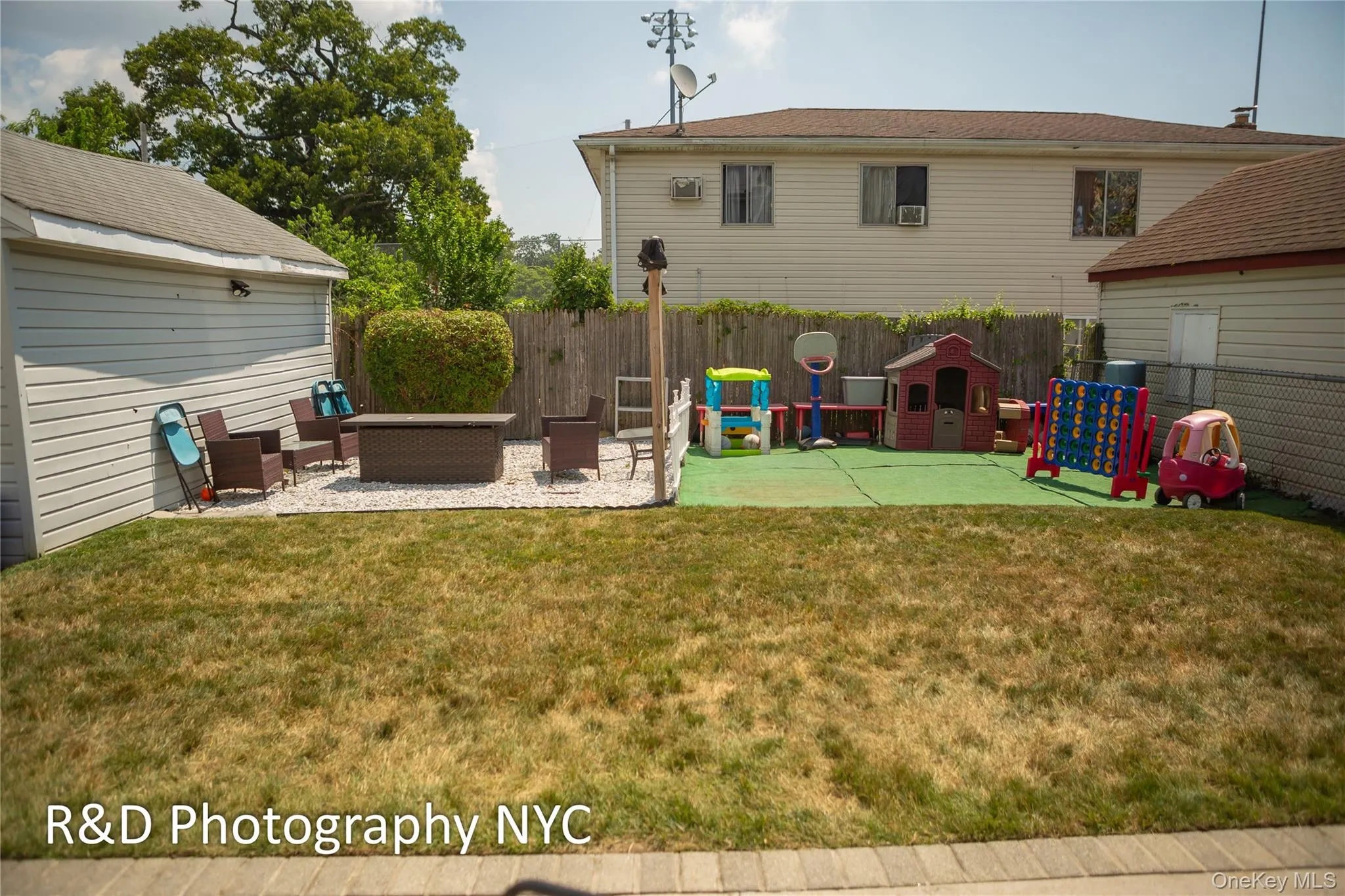 28 Harrison Avenue, Hempstead, NY, 6 Bedrooms Bedrooms, 9 Rooms Rooms,3 BathroomsBathrooms,Residential,For Rent,Harrison,0,1015399 28 Harrison Avenue, Hempstead, NY, 6 Bedrooms Bedrooms, 9 Rooms Rooms,3 BathroomsBathrooms,Residential,For Rent,Harrison,0,1015399