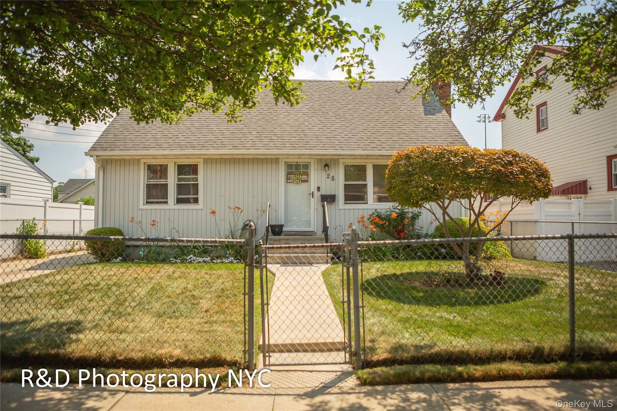 28 Harrison Avenue, Hempstead, NY, 6 Bedrooms Bedrooms, 9 Rooms Rooms,3 BathroomsBathrooms,Residential,For Rent,Harrison,0,1015399 28 Harrison Avenue, Hempstead, NY, 6 Bedrooms Bedrooms, 9 Rooms Rooms,3 BathroomsBathrooms,Residential,For Rent,Harrison,0,1015399