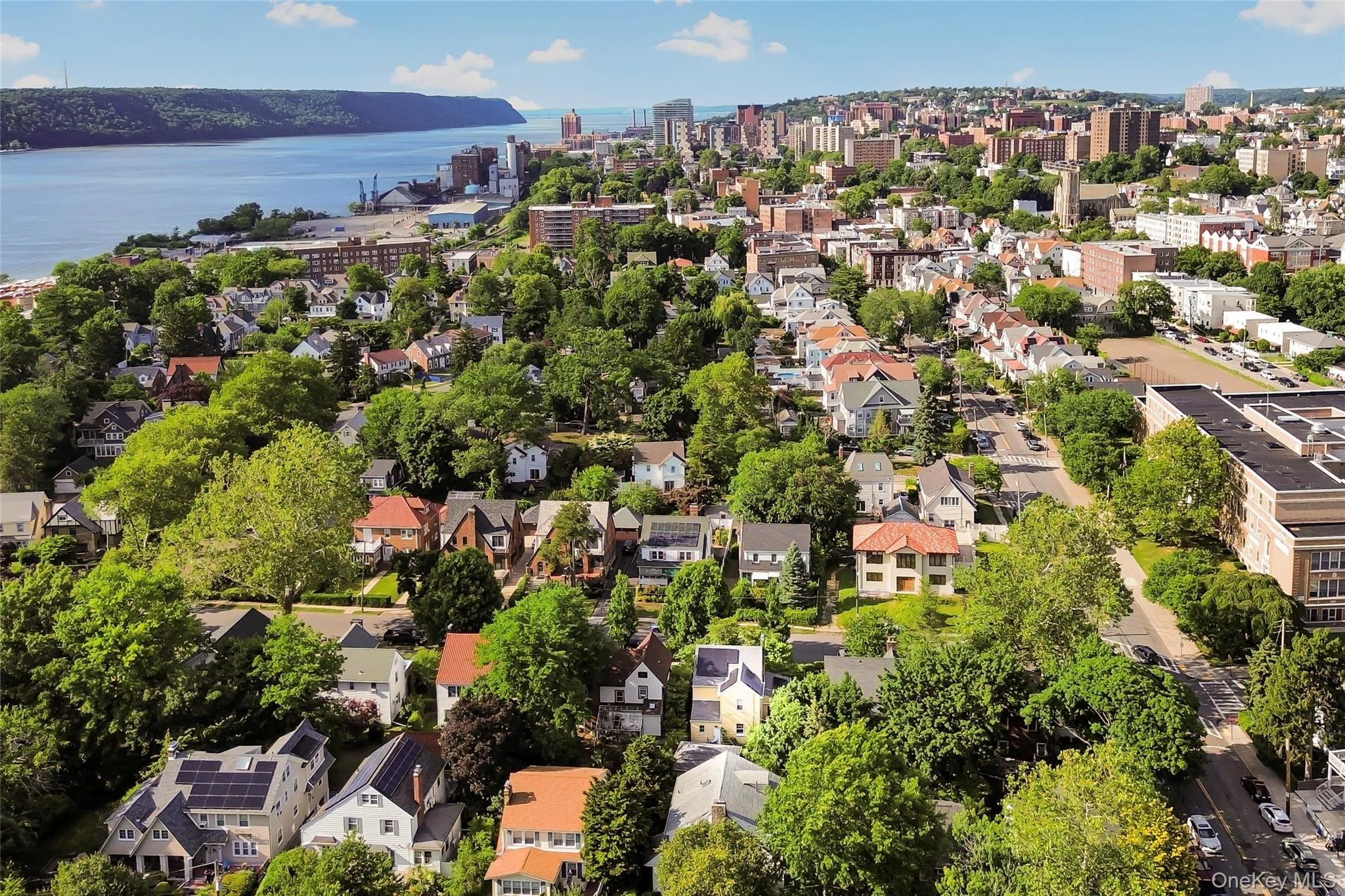 10 Ashton Road, Yonkers, NY, 3 Bedrooms Bedrooms, 7 Rooms Rooms,1 BathroomBathrooms,Residential,For Rent,Ashton,0,1015402 10 Ashton Road, Yonkers, NY, 3 Bedrooms Bedrooms, 7 Rooms Rooms,1 BathroomBathrooms,Residential,For Rent,Ashton,0,1015402