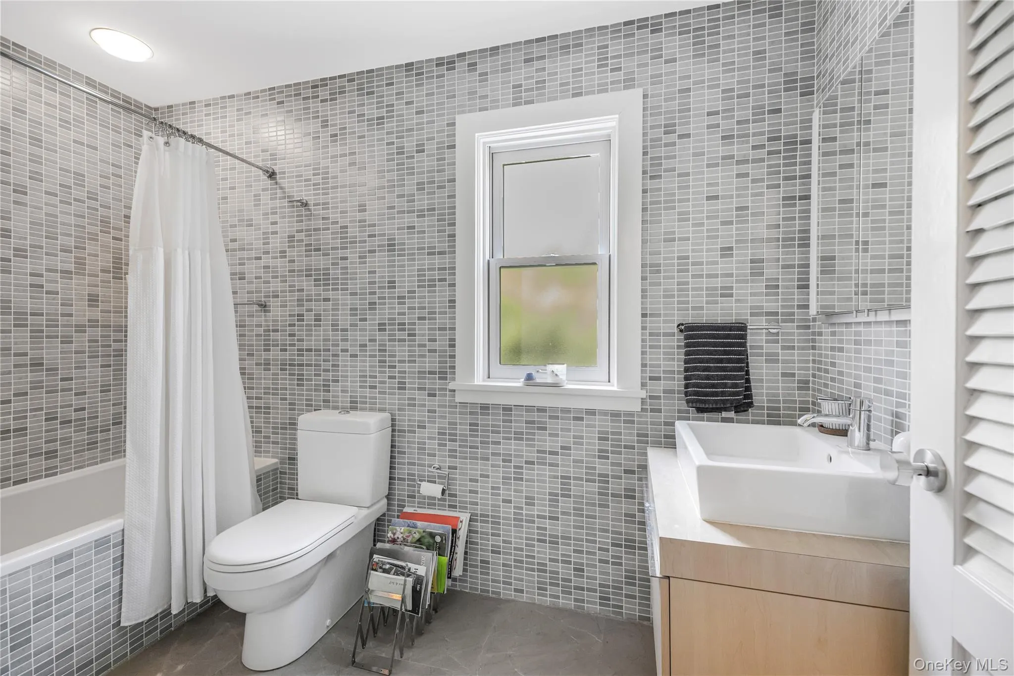 10 Ashton Road, Yonkers, NY, 3 Bedrooms Bedrooms, 7 Rooms Rooms,1 BathroomBathrooms,Residential,For Rent,Ashton,0,1015402 10 Ashton Road, Yonkers, NY, 3 Bedrooms Bedrooms, 7 Rooms Rooms,1 BathroomBathrooms,Residential,For Rent,Ashton,0,1015402