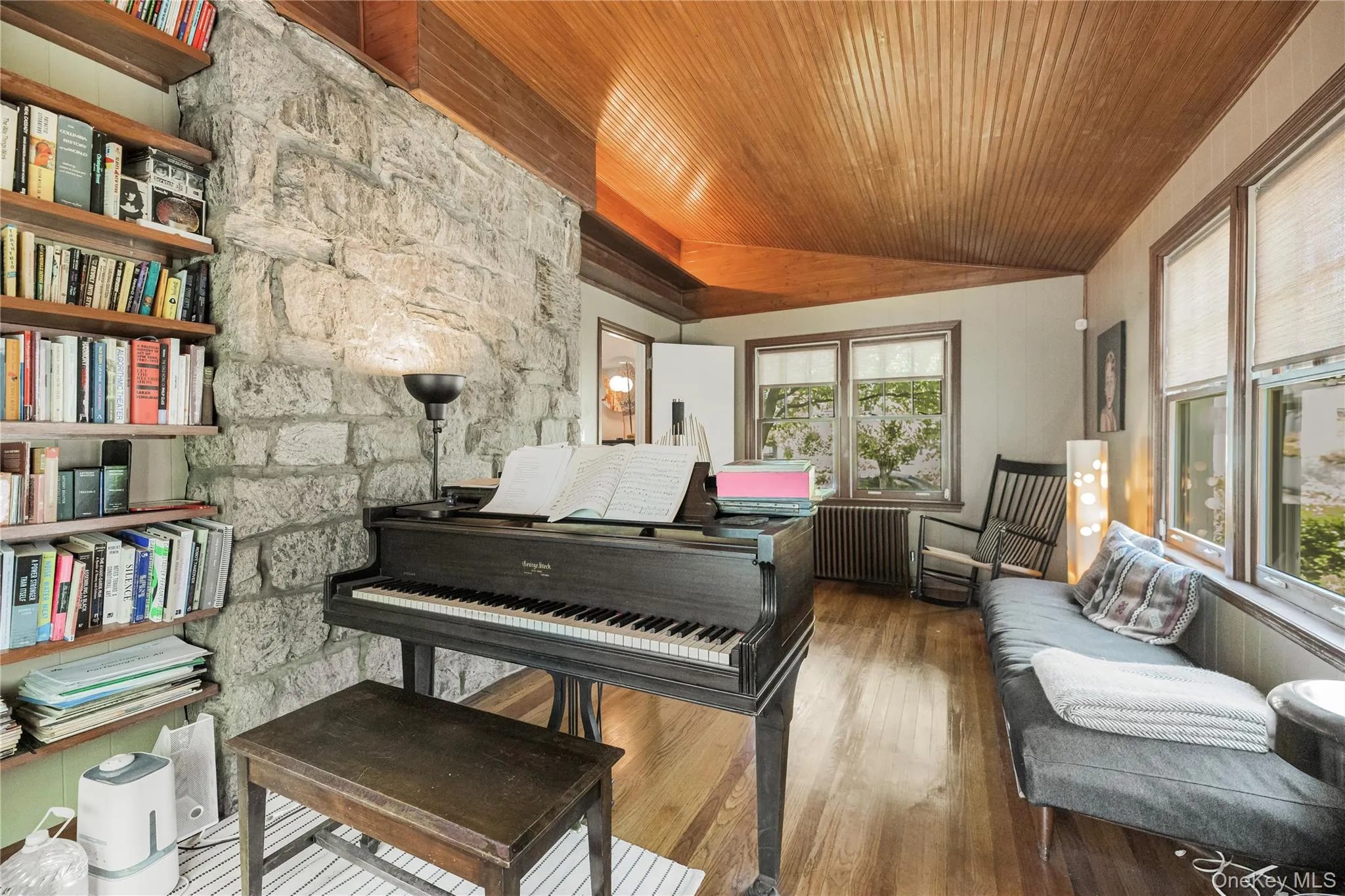10 Ashton Road, Yonkers, NY, 3 Bedrooms Bedrooms, 7 Rooms Rooms,1 BathroomBathrooms,Residential,For Rent,Ashton,0,1015402 10 Ashton Road, Yonkers, NY, 3 Bedrooms Bedrooms, 7 Rooms Rooms,1 BathroomBathrooms,Residential,For Rent,Ashton,0,1015402