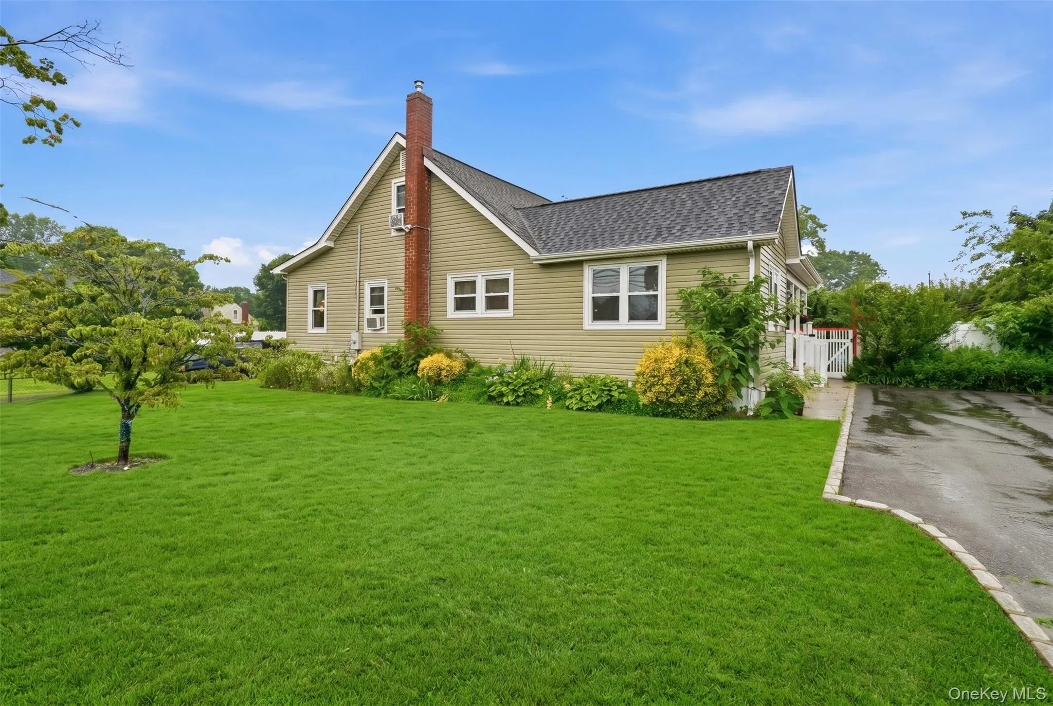 39 Church Street, Islip, NY, 5 Bedrooms Bedrooms, 10 Rooms Rooms,2 BathroomsBathrooms,Residential,For Rent,Church,0,1015406 39 Church Street, Islip, NY, 5 Bedrooms Bedrooms, 10 Rooms Rooms,2 BathroomsBathrooms,Residential,For Rent,Church,0,1015406
