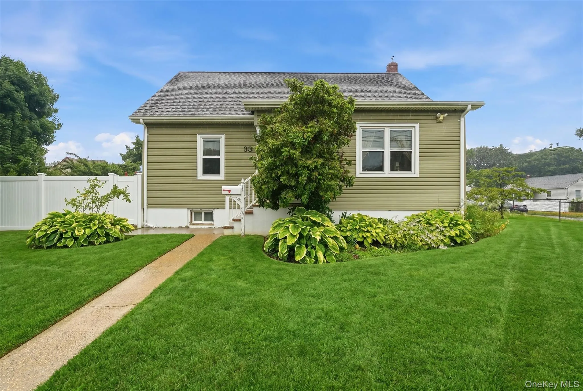 39 Church Street, Islip, NY, 5 Bedrooms Bedrooms, 10 Rooms Rooms,2 BathroomsBathrooms,Residential,For Rent,Church,0,1015406 39 Church Street, Islip, NY, 5 Bedrooms Bedrooms, 10 Rooms Rooms,2 BathroomsBathrooms,Residential,For Rent,Church,0,1015406