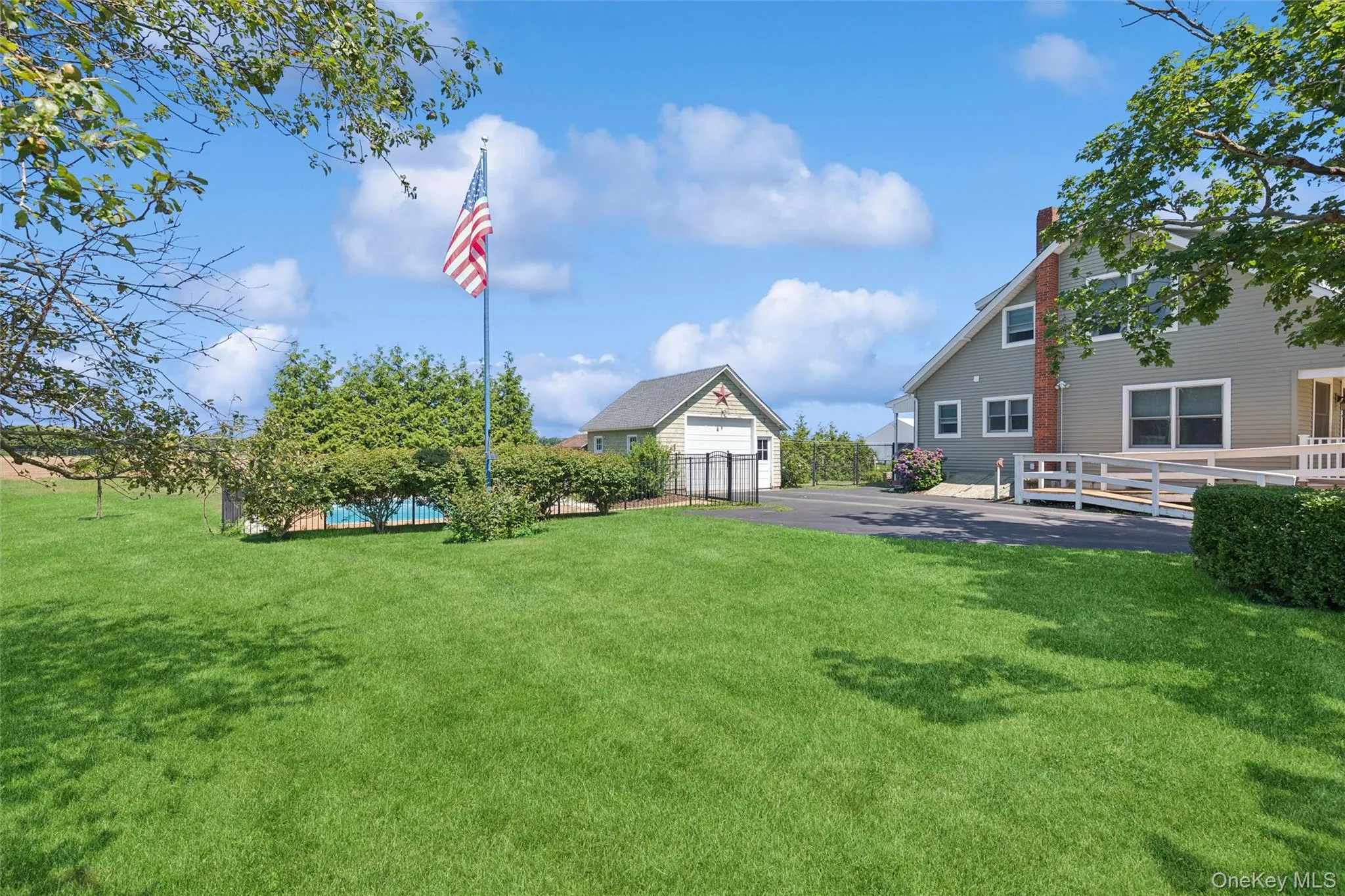 10415 Oregon Road, Southold, NY, 3 Bedrooms Bedrooms, 10 Rooms Rooms,2 BathroomsBathrooms,Residential,For Rent,Oregon,0,1015408 10415 Oregon Road, Southold, NY, 3 Bedrooms Bedrooms, 10 Rooms Rooms,2 BathroomsBathrooms,Residential,For Rent,Oregon,0,1015408