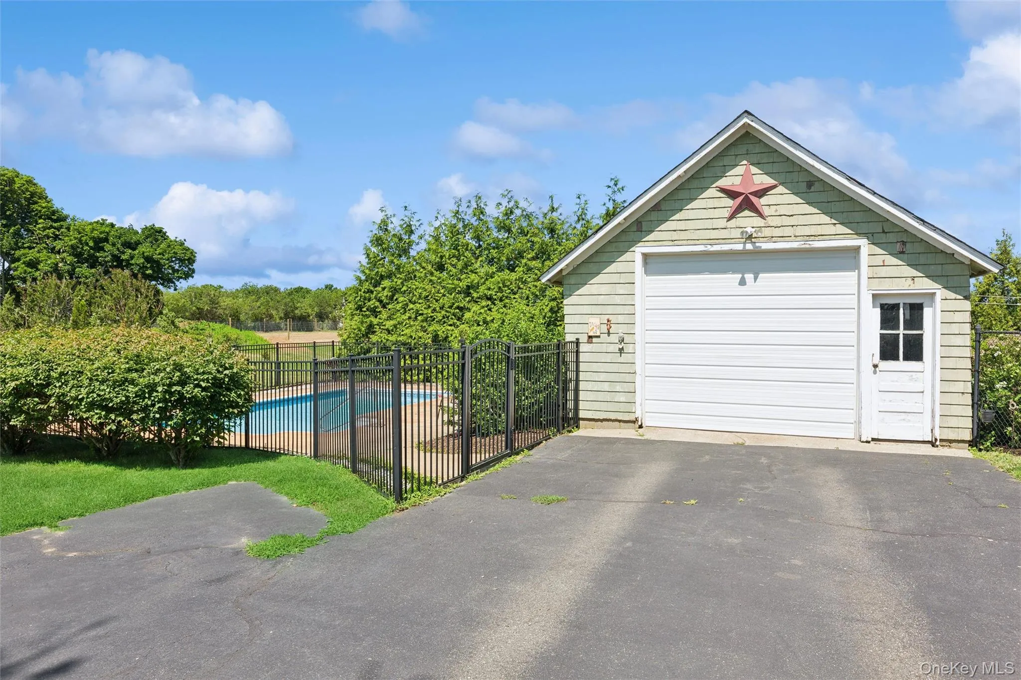 10415 Oregon Road, Southold, NY, 3 Bedrooms Bedrooms, 10 Rooms Rooms,2 BathroomsBathrooms,Residential,For Rent,Oregon,0,1015408 10415 Oregon Road, Southold, NY, 3 Bedrooms Bedrooms, 10 Rooms Rooms,2 BathroomsBathrooms,Residential,For Rent,Oregon,0,1015408