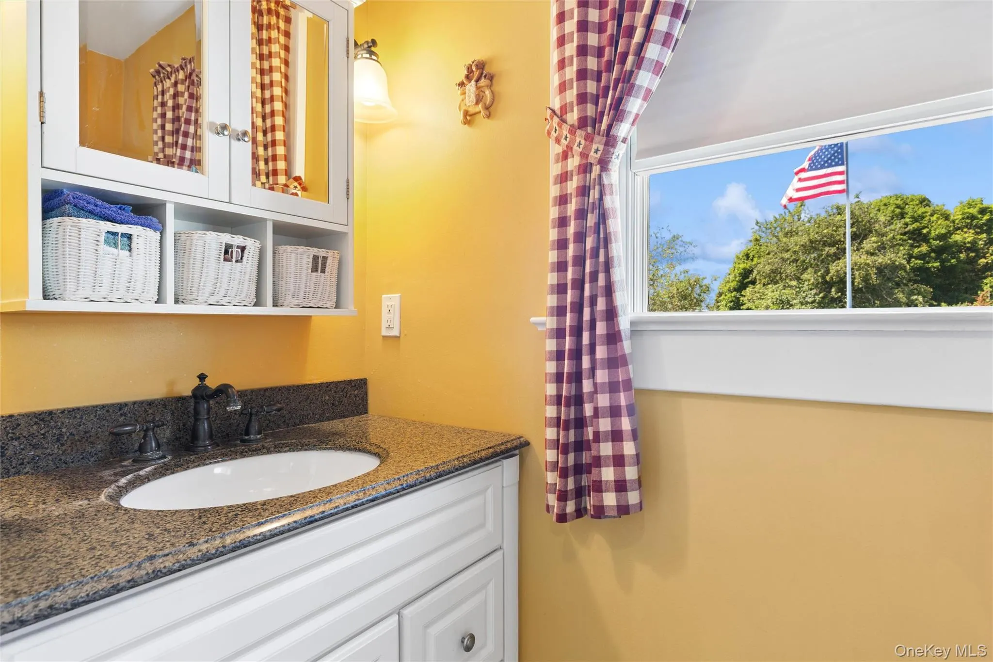 10415 Oregon Road, Southold, NY, 3 Bedrooms Bedrooms, 10 Rooms Rooms,2 BathroomsBathrooms,Residential,For Rent,Oregon,0,1015408 10415 Oregon Road, Southold, NY, 3 Bedrooms Bedrooms, 10 Rooms Rooms,2 BathroomsBathrooms,Residential,For Rent,Oregon,0,1015408