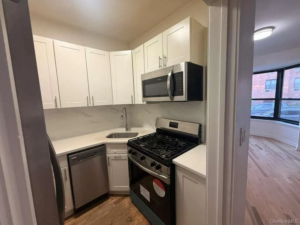 102-39 66th Avenue, New York, NY, 2 Bedrooms Bedrooms, 4 Rooms Rooms,1 BathroomBathrooms,Residential Lease,For Rent,66th,0,1015409 102-39 66th Avenue, New York, NY, 2 Bedrooms Bedrooms, 4 Rooms Rooms,1 BathroomBathrooms,Residential Lease,For Rent,66th,0,1015409
